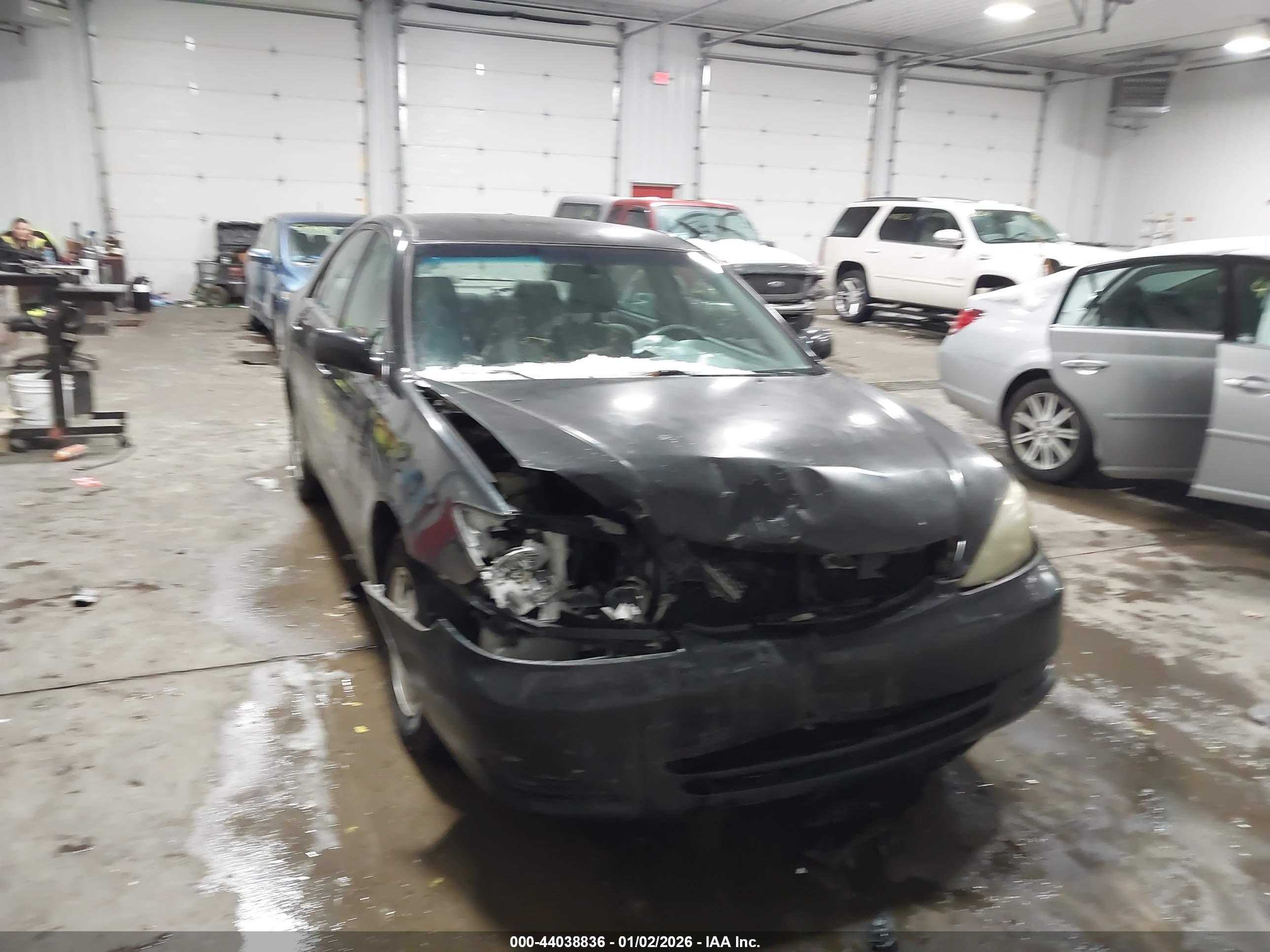 TOYOTA CAMRY image 6