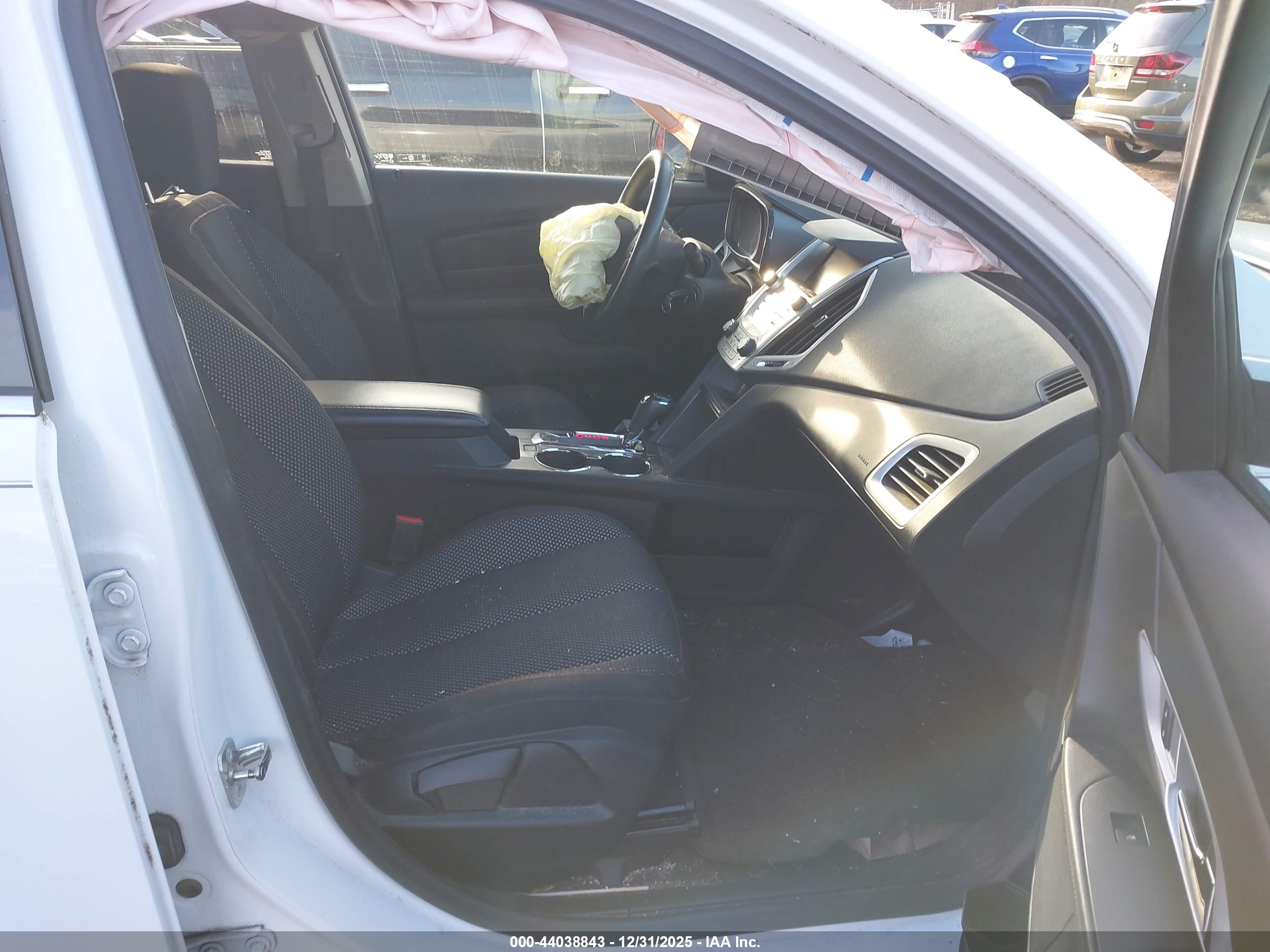 GMC TERRAIN image 5