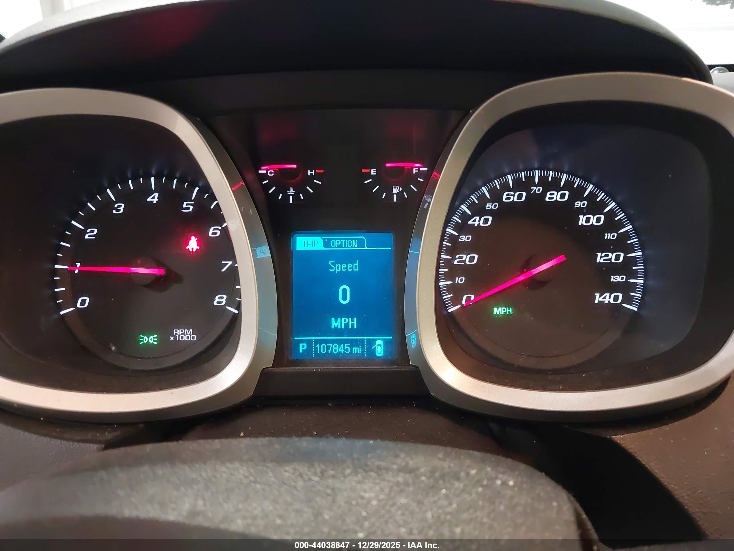 CHEVROLET EQUINOX image 7