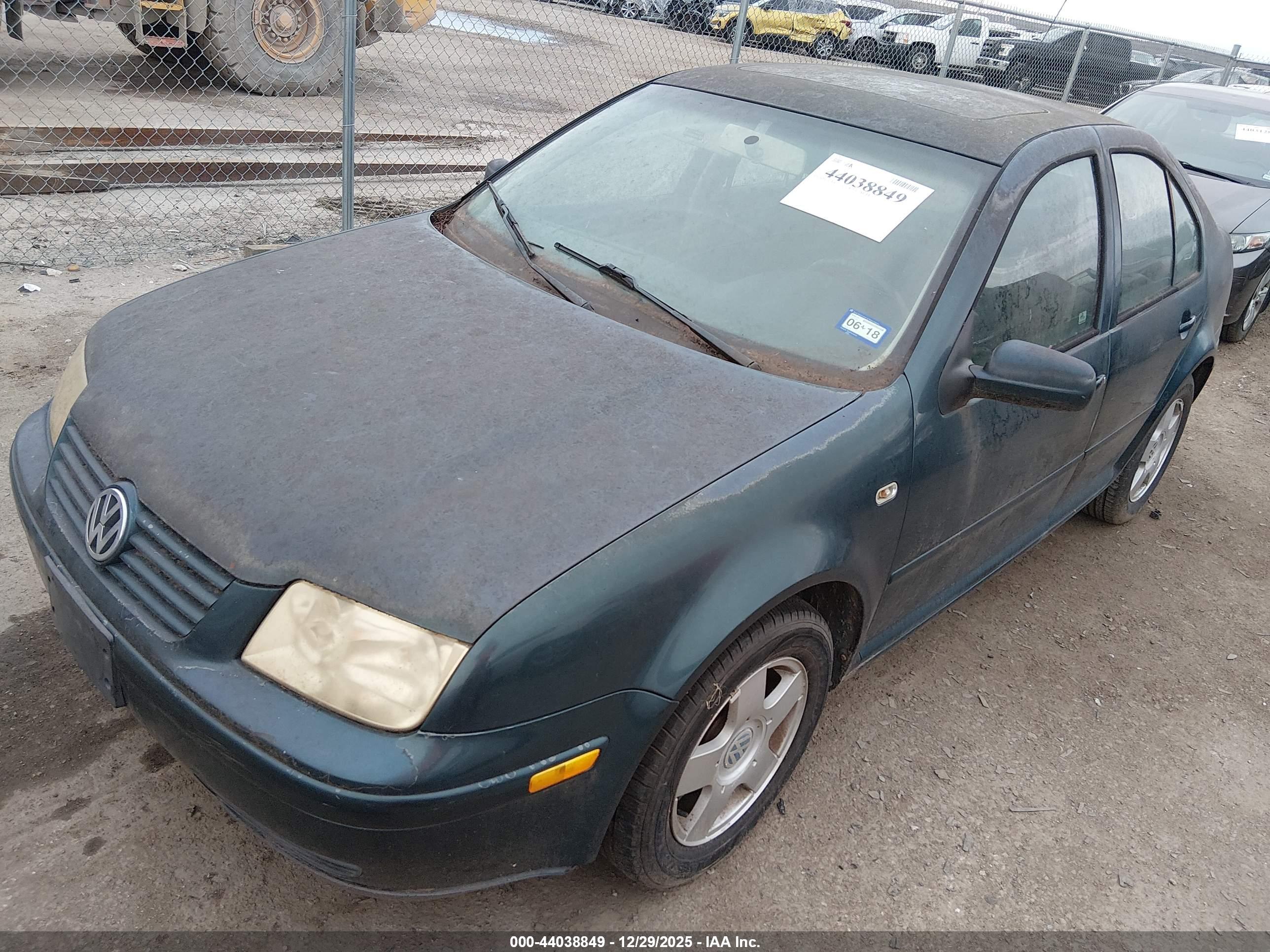 VOLKSWAGEN JETTA image 2
