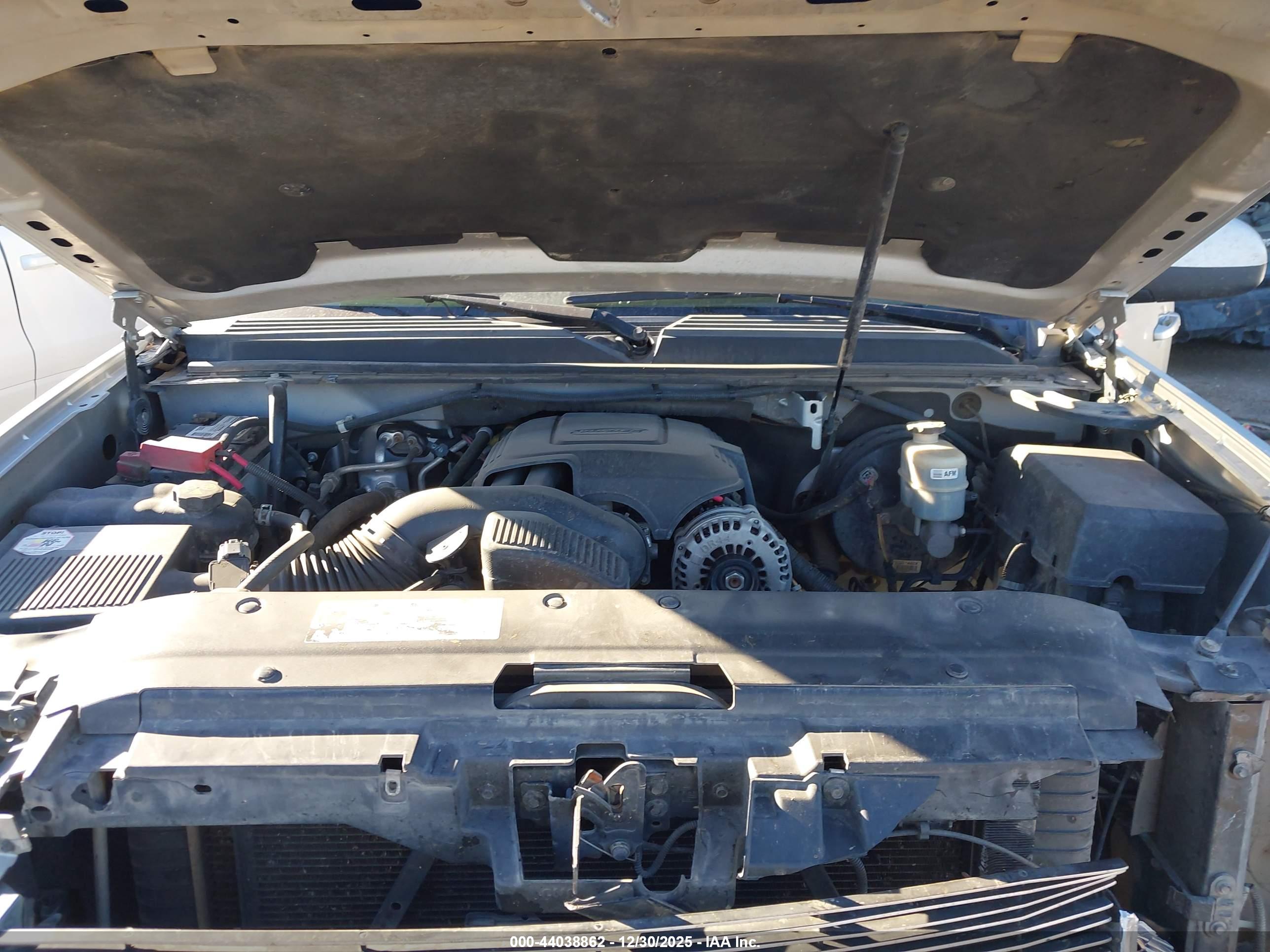 GMC YUKON image 10