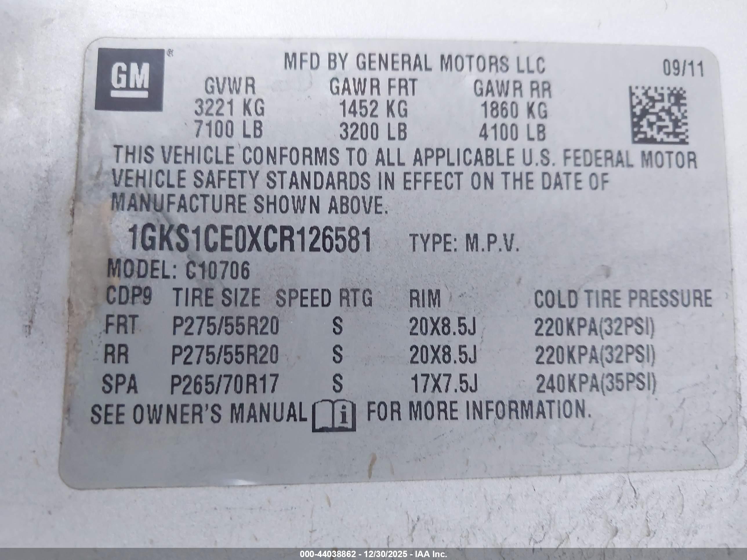 GMC YUKON image 9
