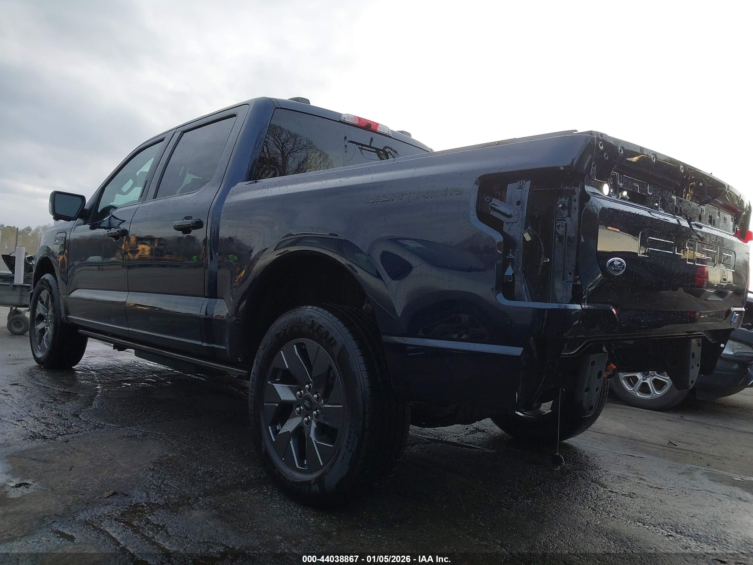 FORD F-150 image 3