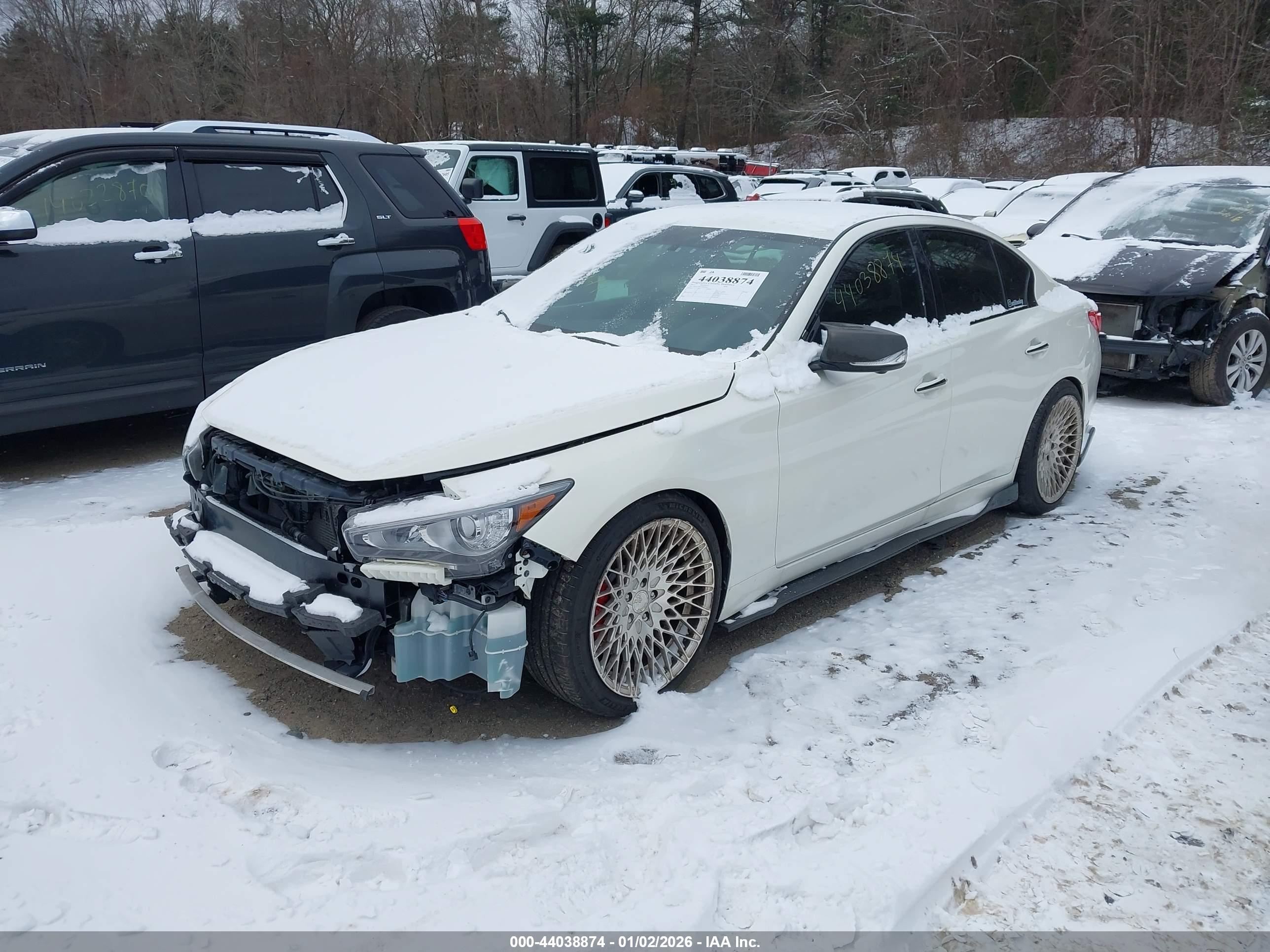 INFINITI Q50 image 2