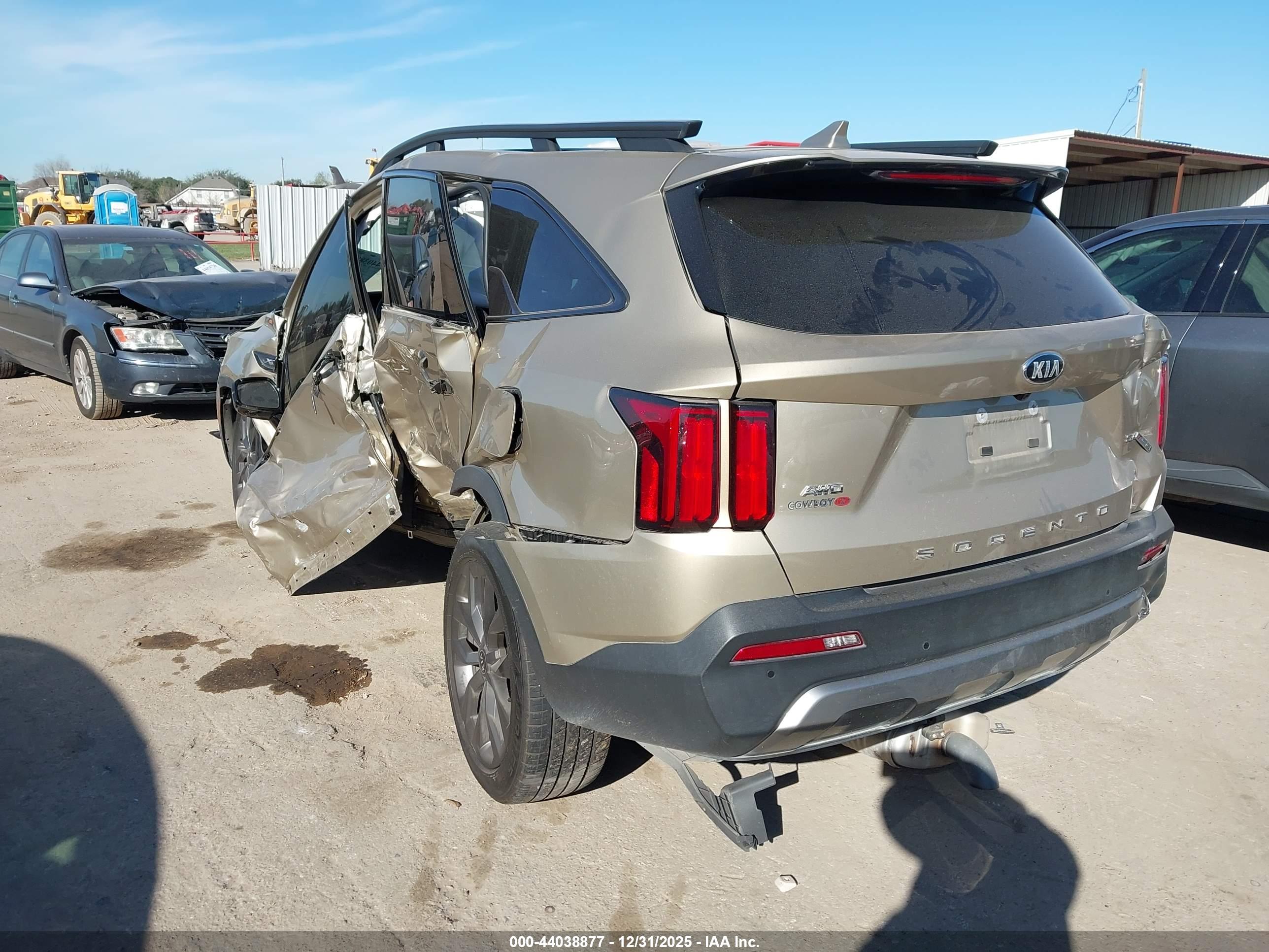 KIA SORENTO image 3