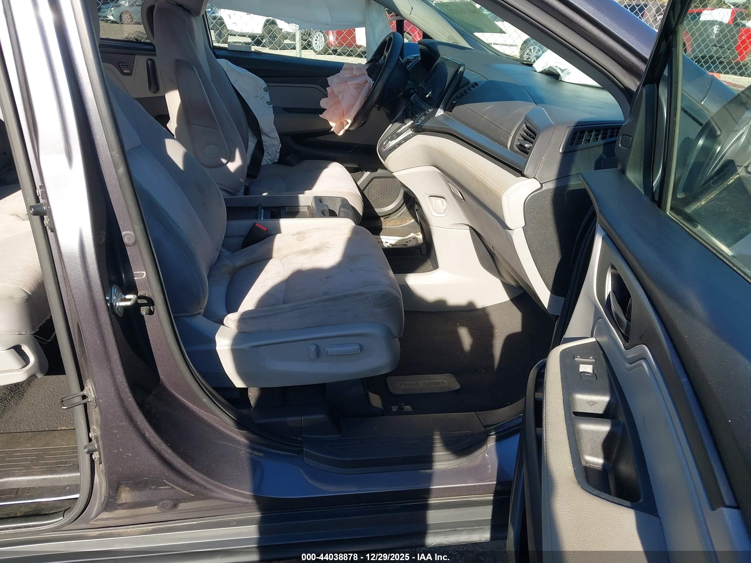 HONDA ODYSSEY image 5