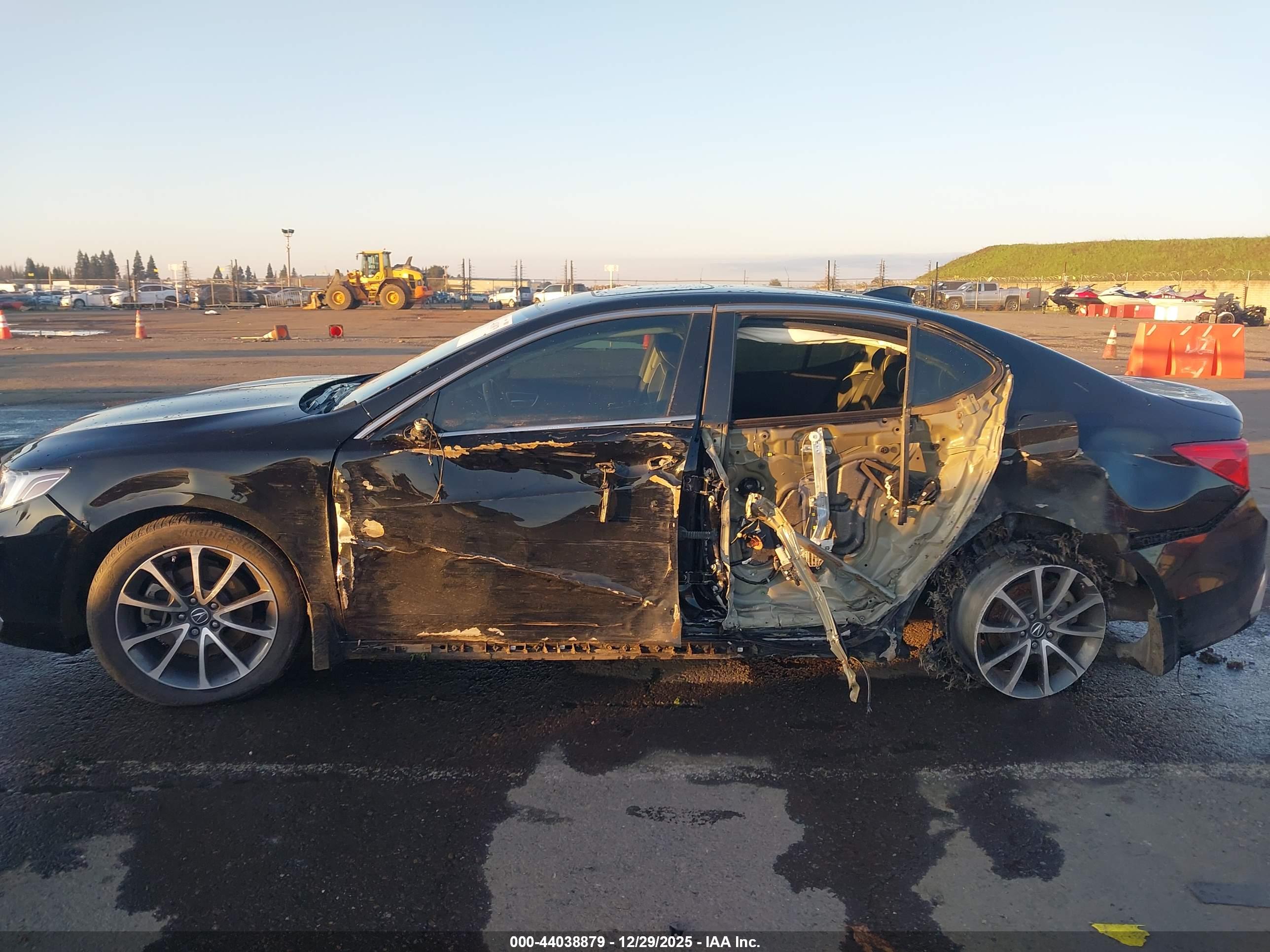 ACURA TLX image 6