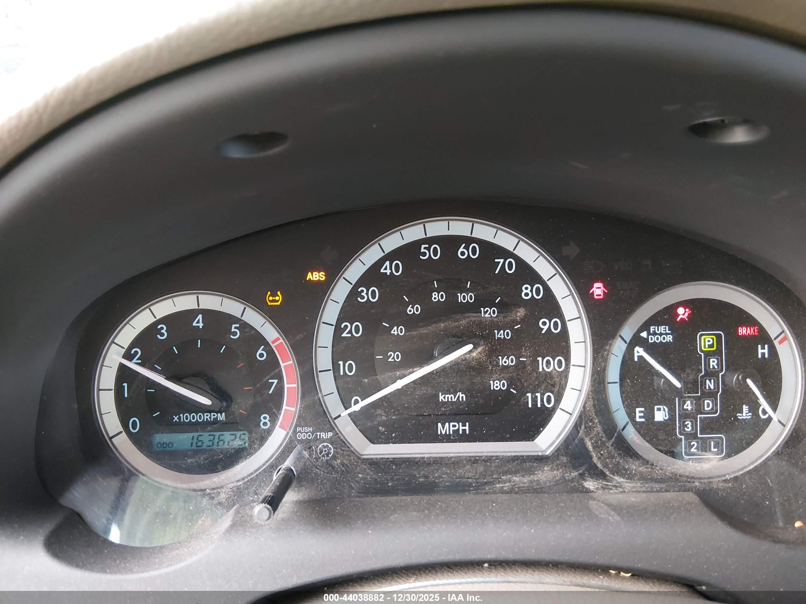 TOYOTA SIENNA image 7