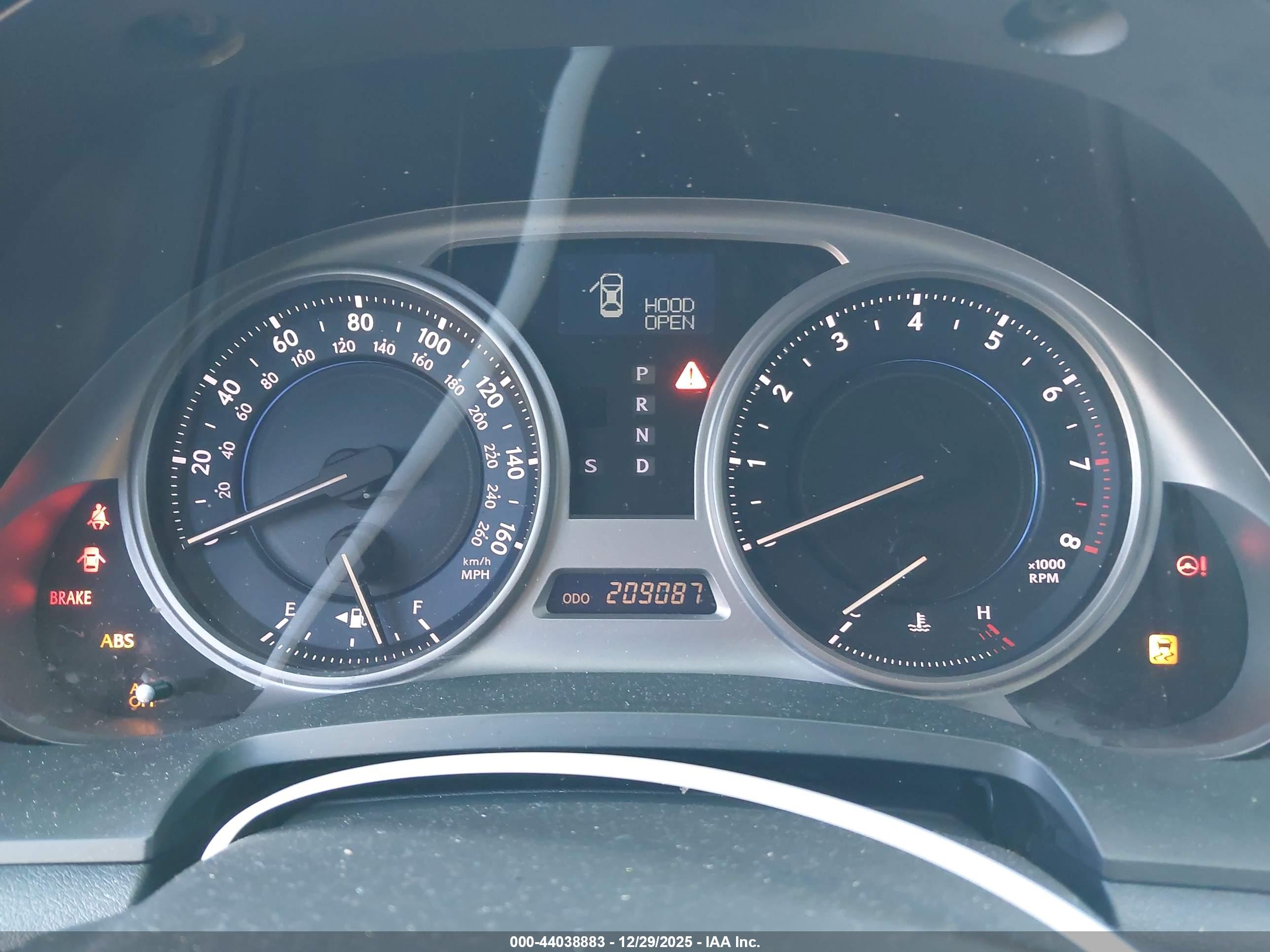 LEXUS IS image 7
