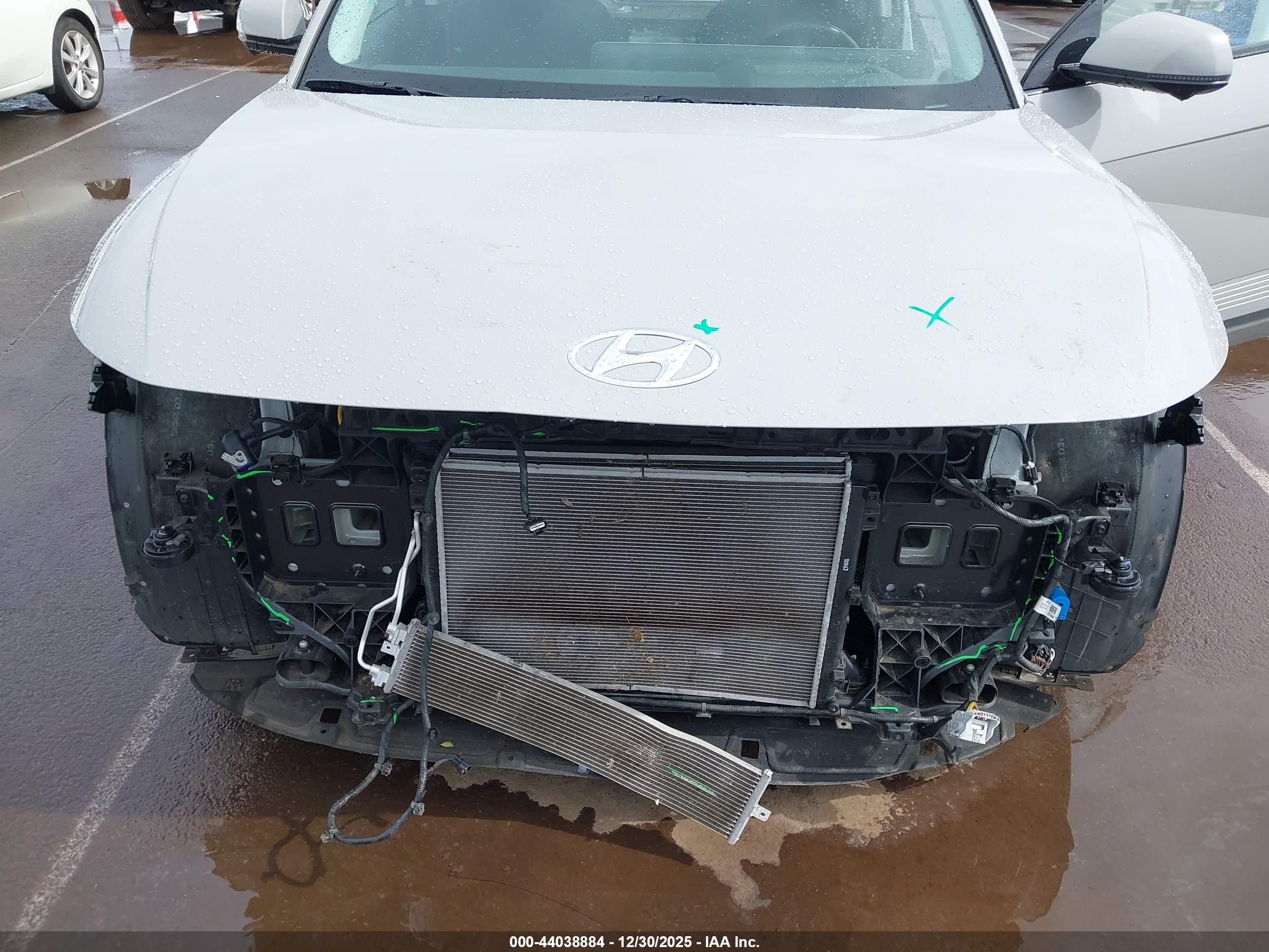 HYUNDAI IONIQ image 6