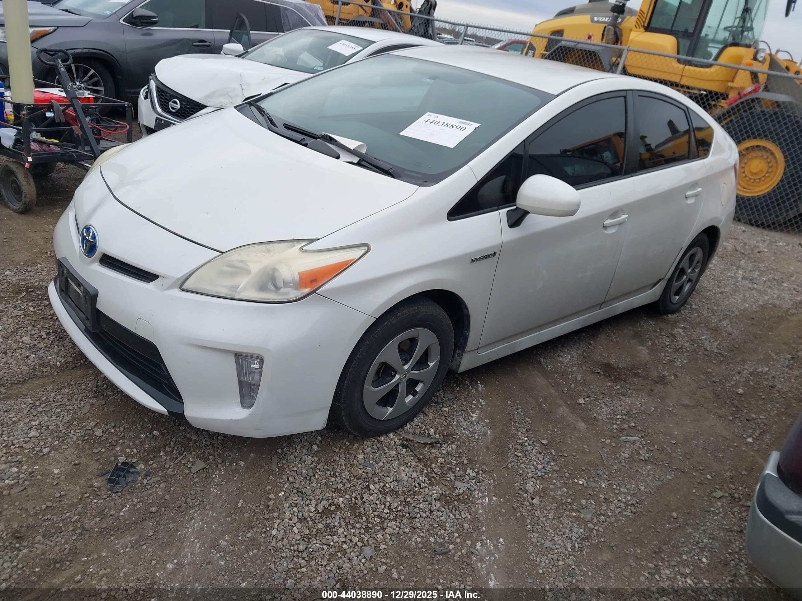 TOYOTA PRIUS image 2