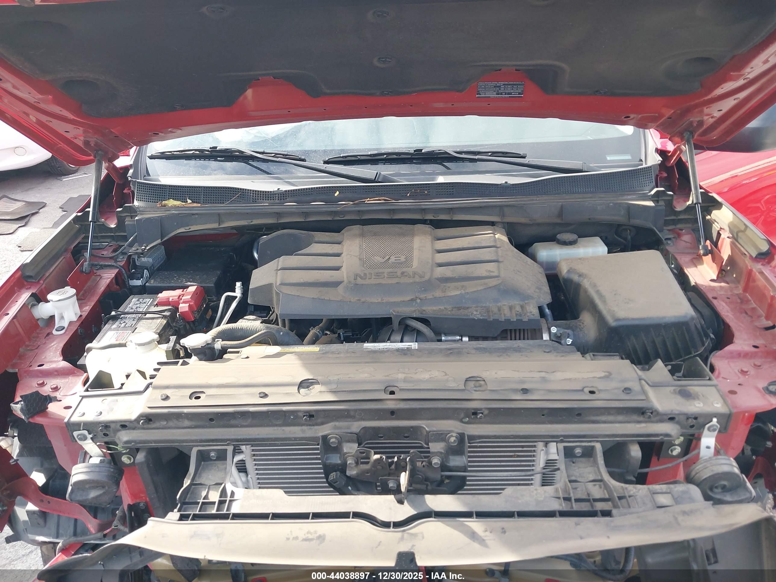 NISSAN TITAN image 10