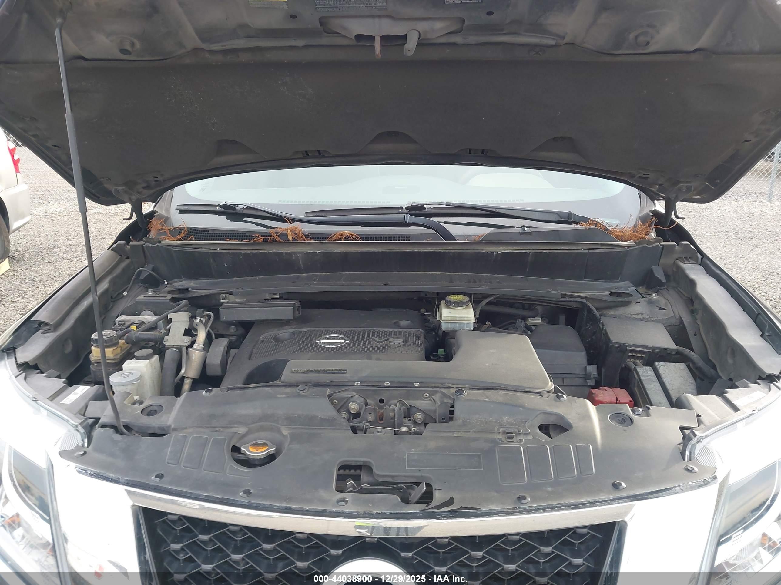 NISSAN PATHFINDER image 10