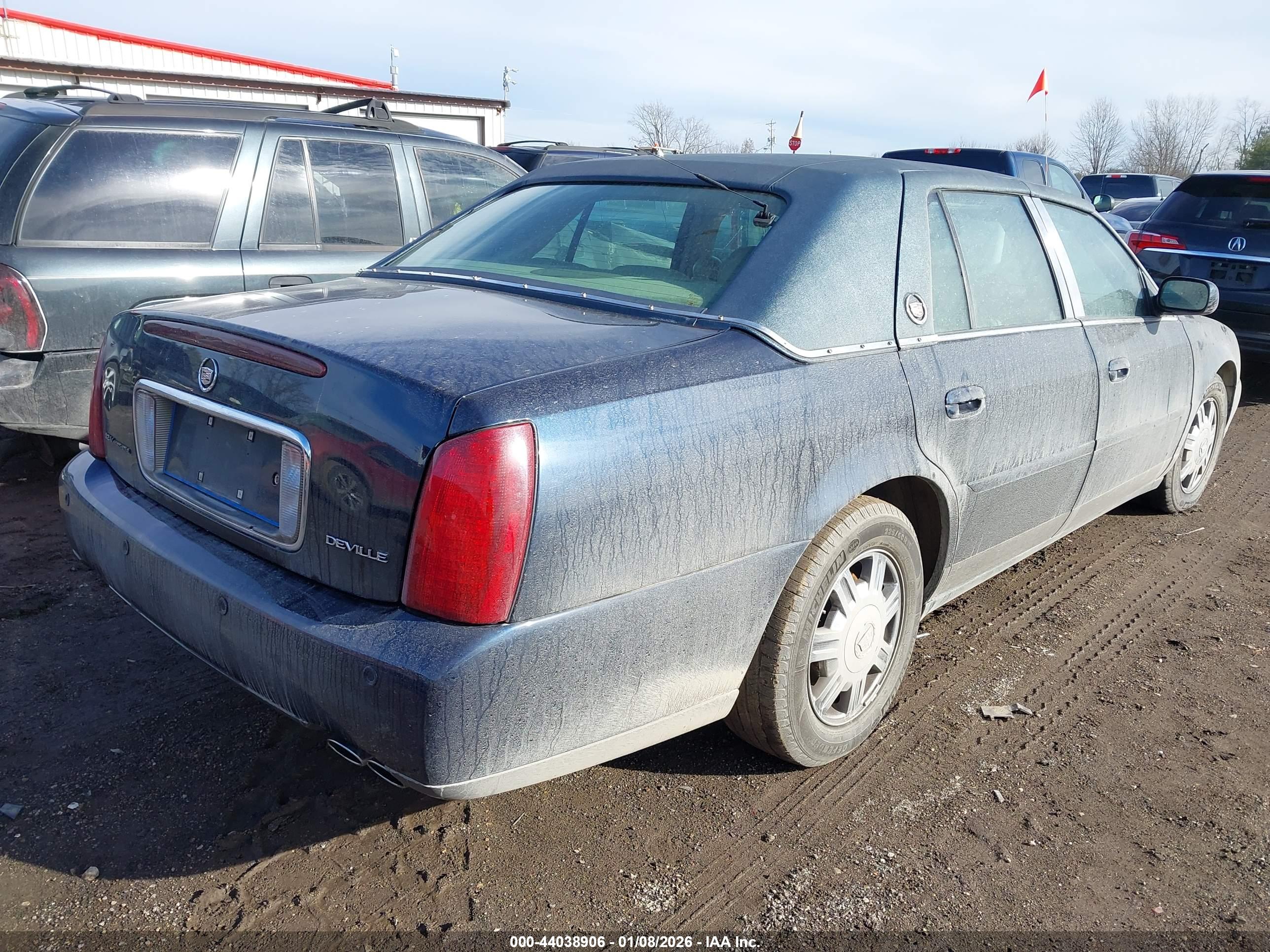 CADILLAC DEVILLE image 4