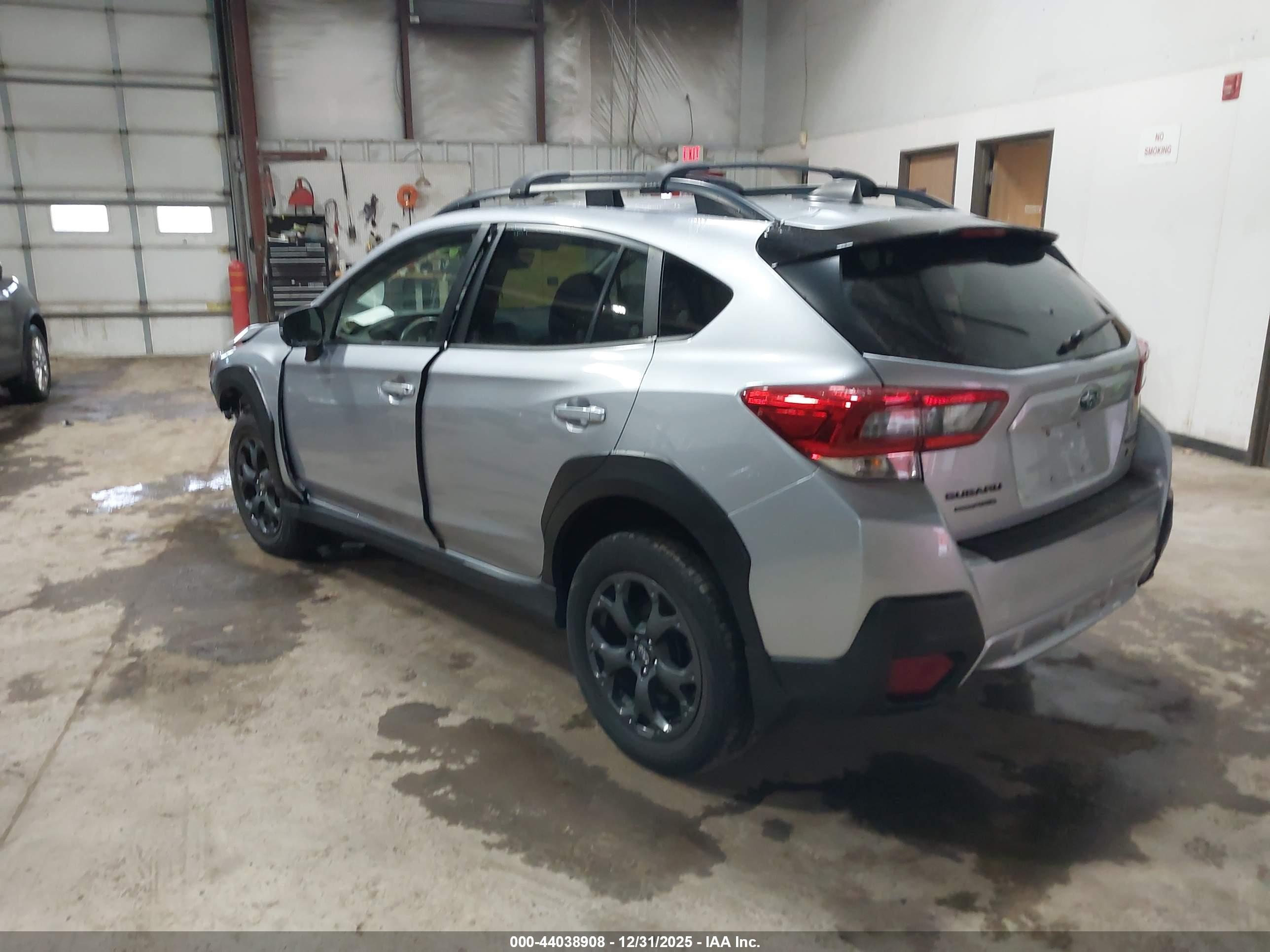 SUBARU CROSSTREK image 3