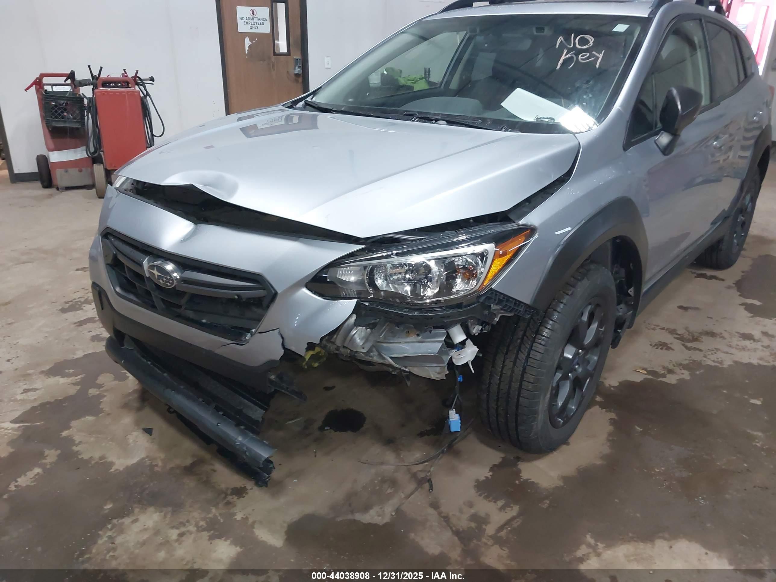 SUBARU CROSSTREK image 6