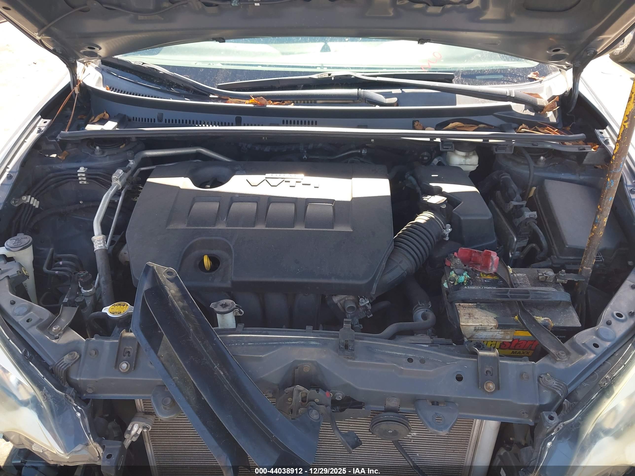 TOYOTA COROLLA image 10