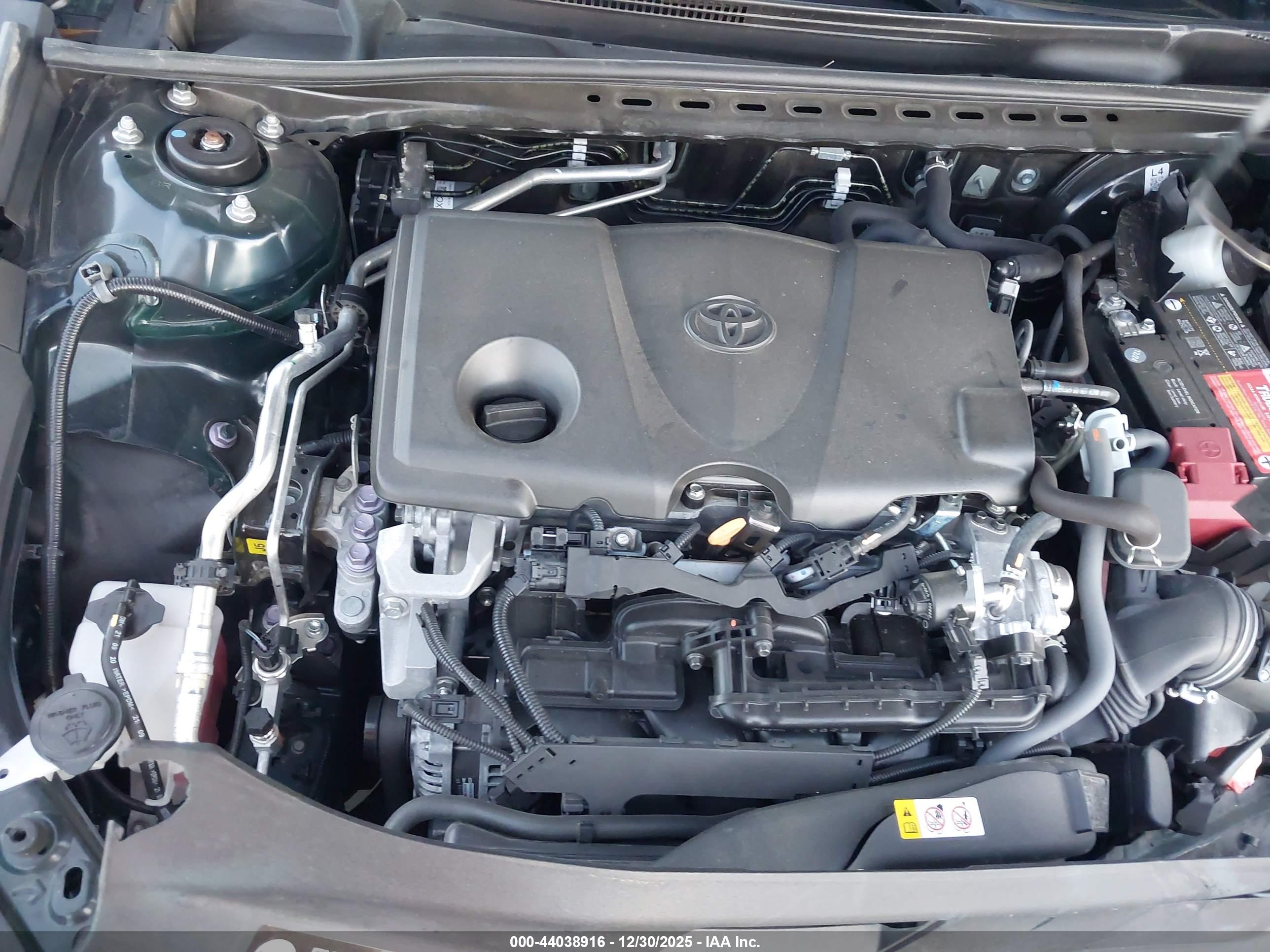 TOYOTA CAMRY image 10