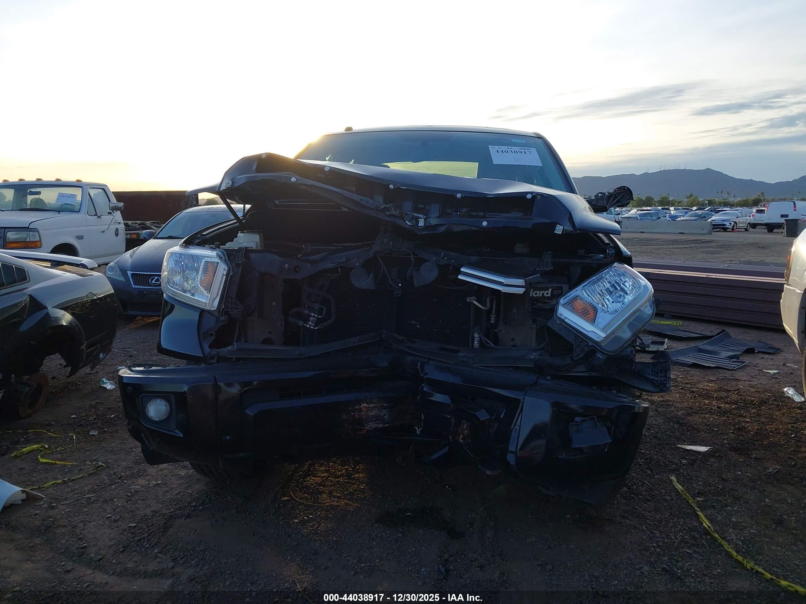 TOYOTA TUNDRA image 6