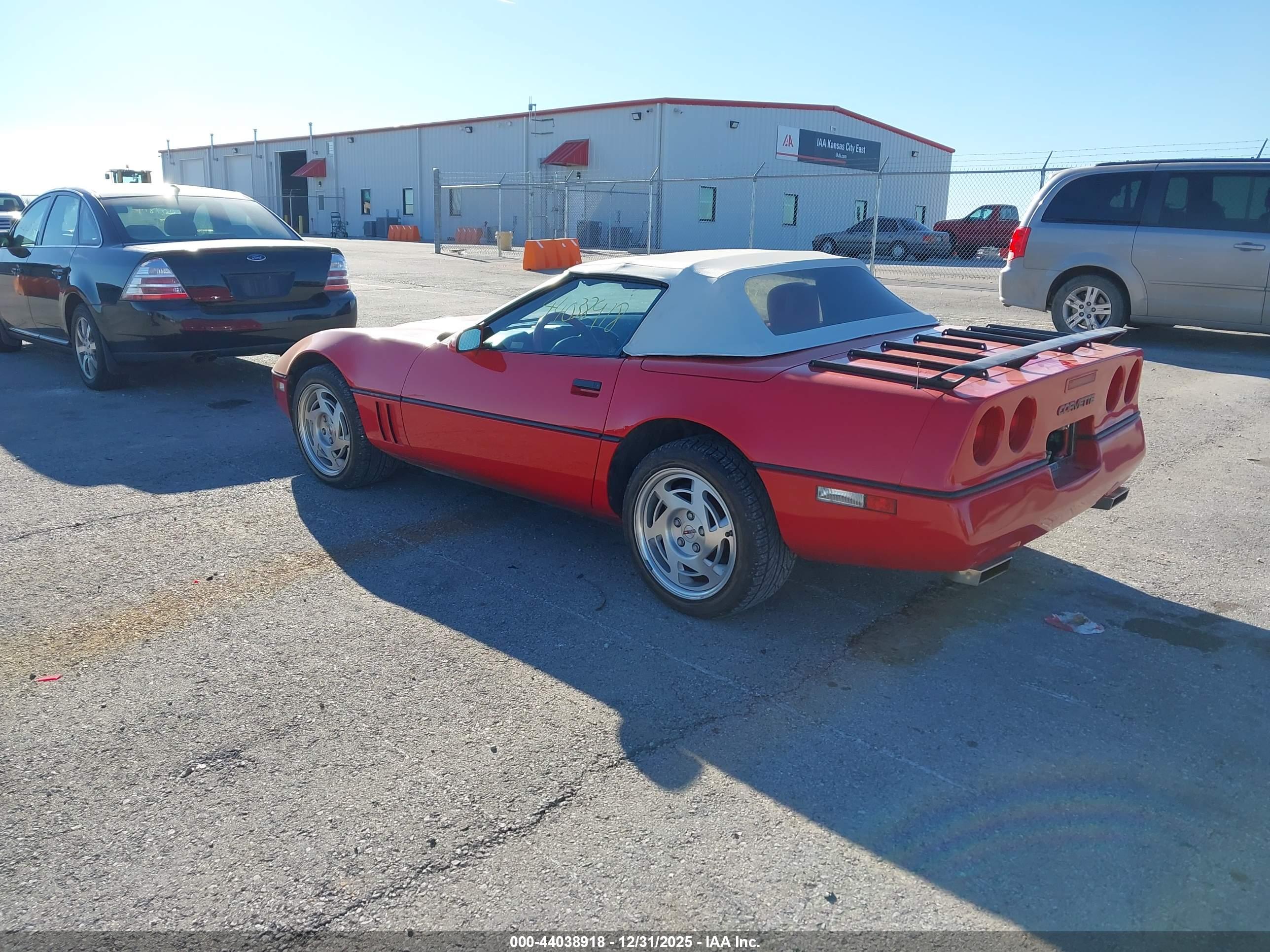 CHEVROLET CORVETTE image 3