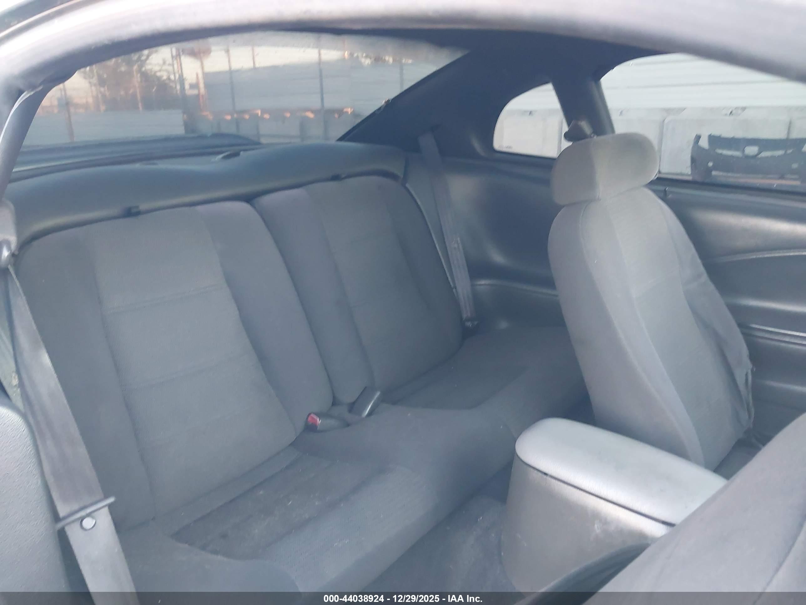 FORD MUSTANG image 8