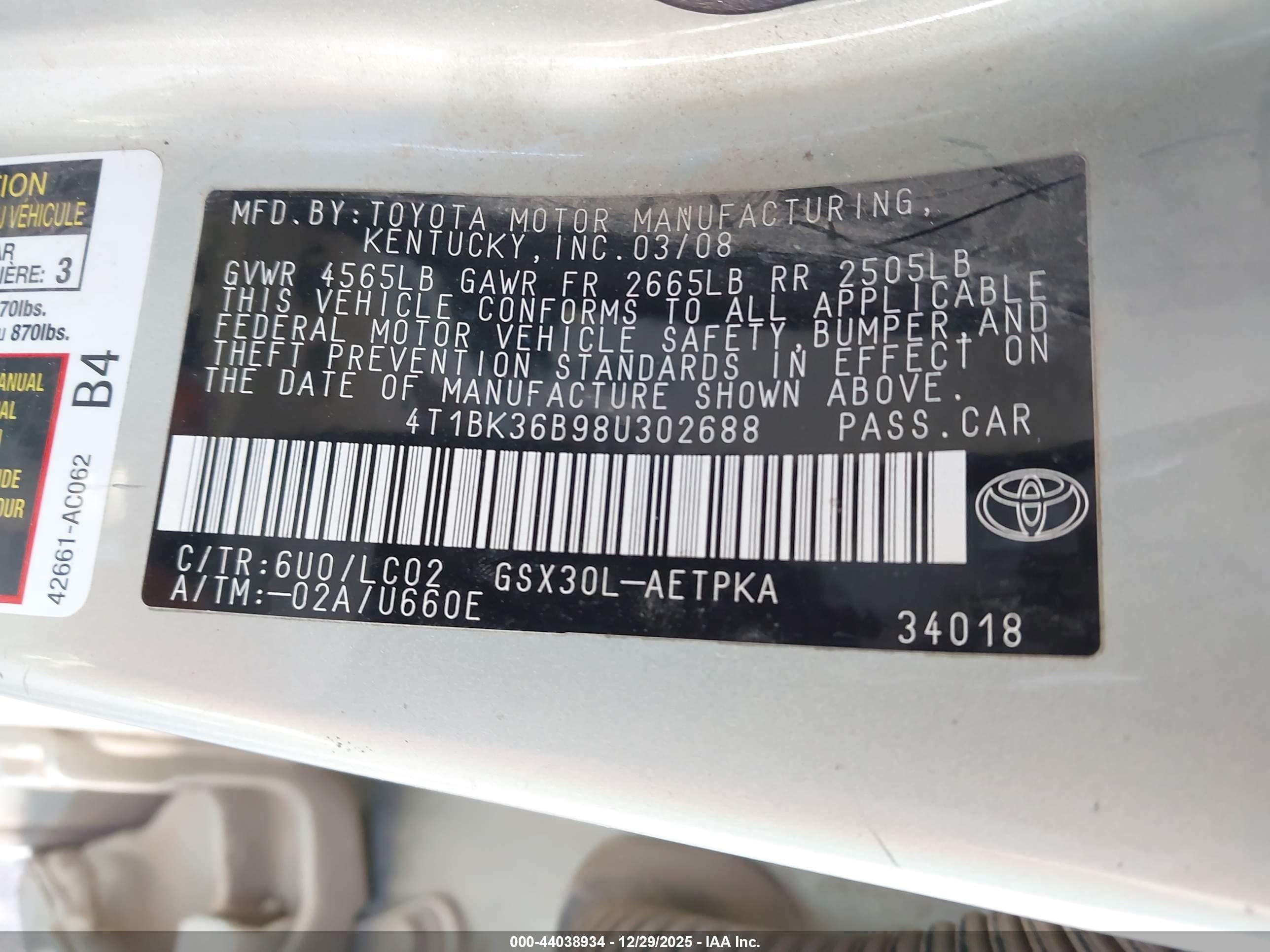 TOYOTA AVALON image 9