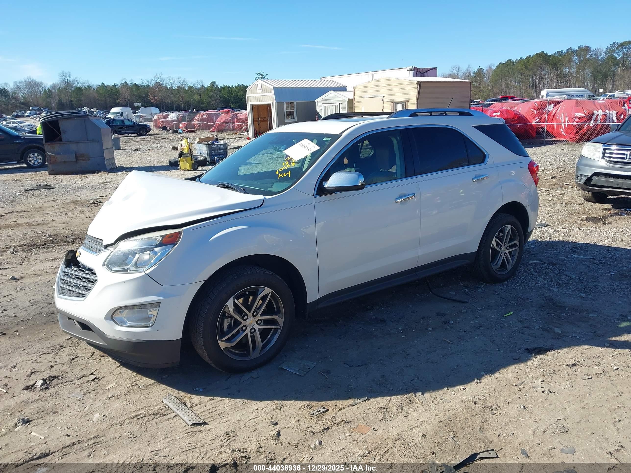CHEVROLET EQUINOX image 2