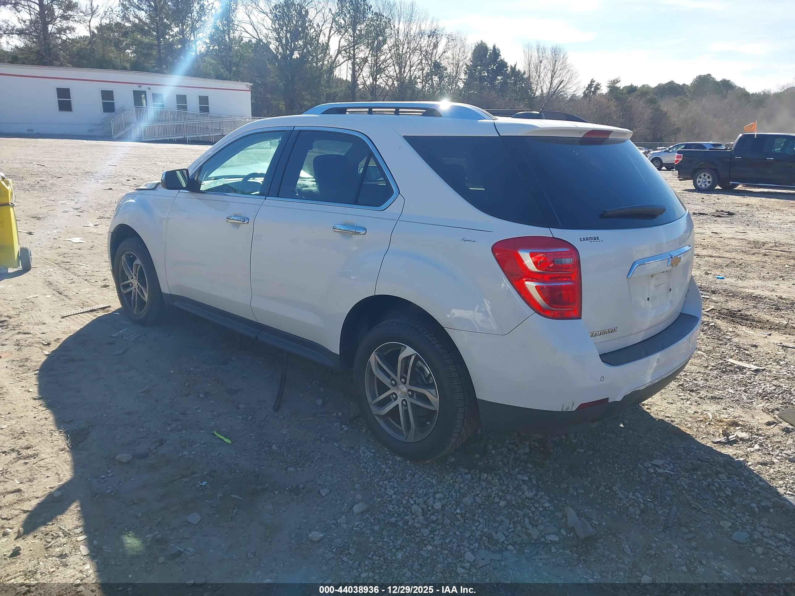 CHEVROLET EQUINOX image 3