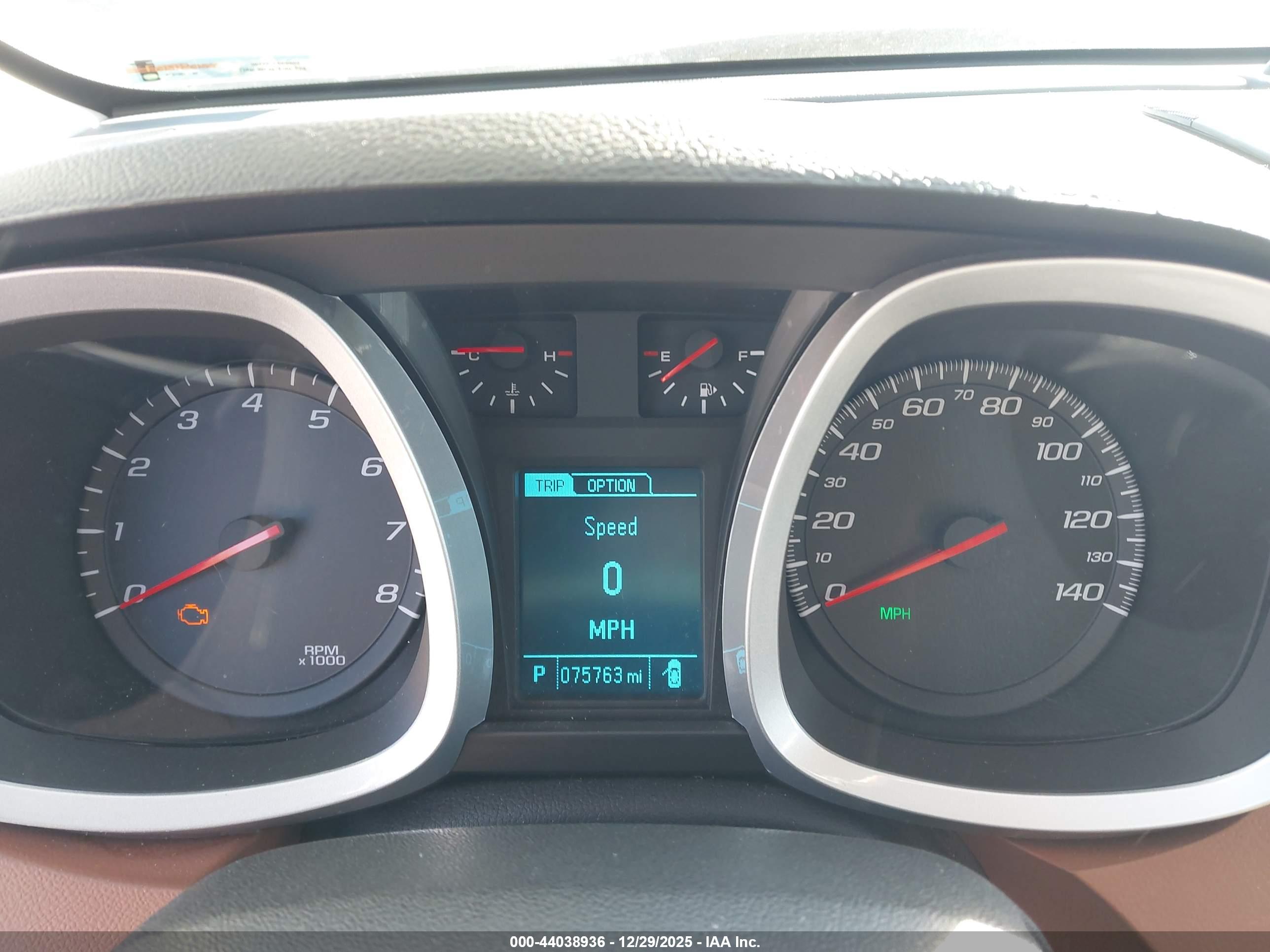 CHEVROLET EQUINOX image 7