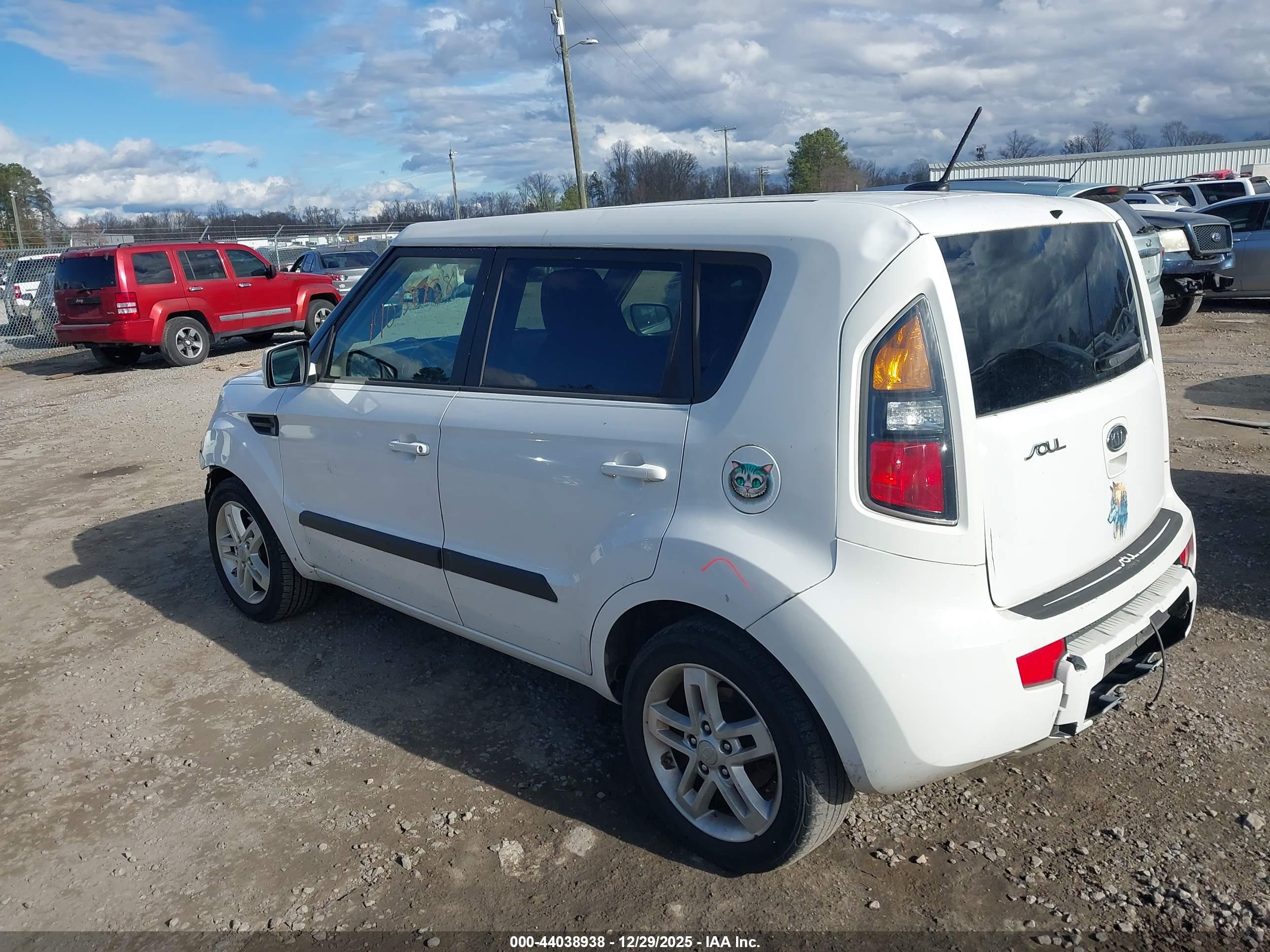 KIA SOUL image 3