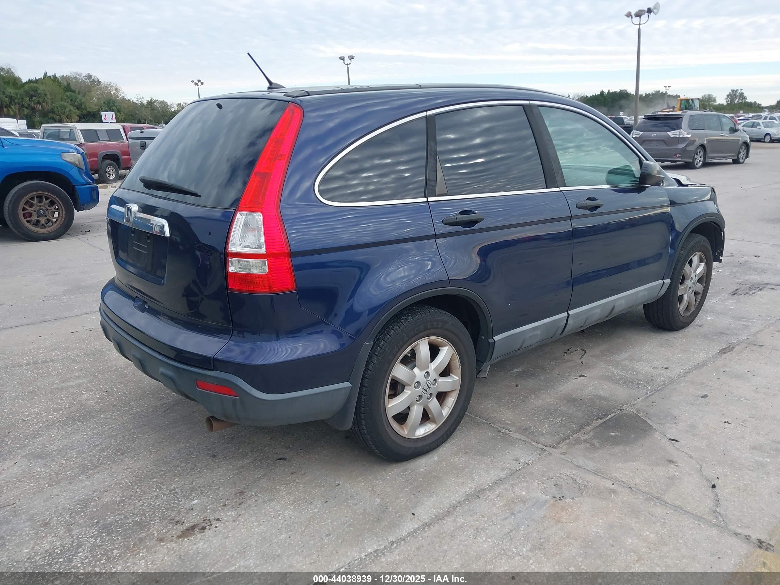 HONDA CR-V image 4