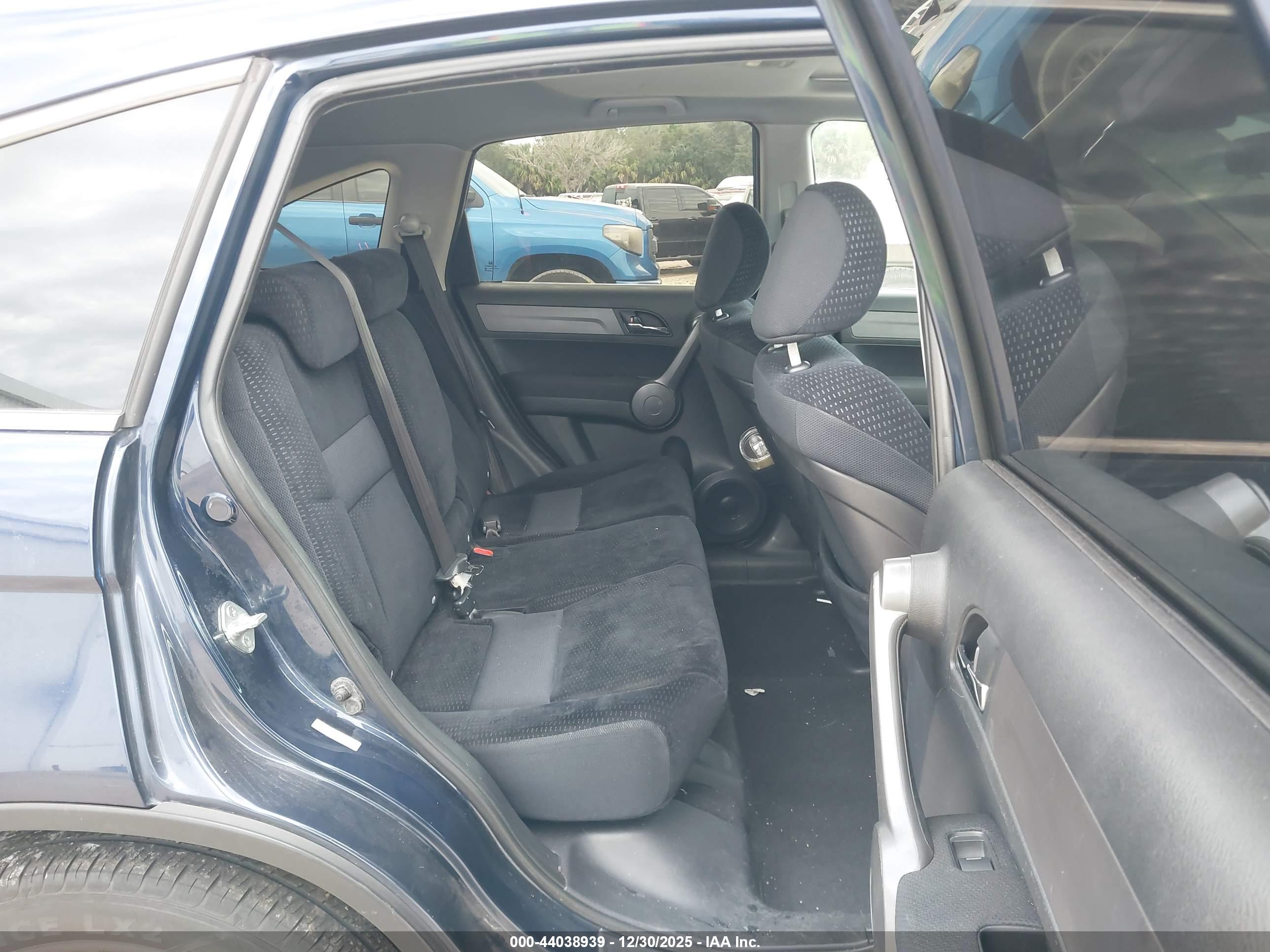 HONDA CR-V image 8