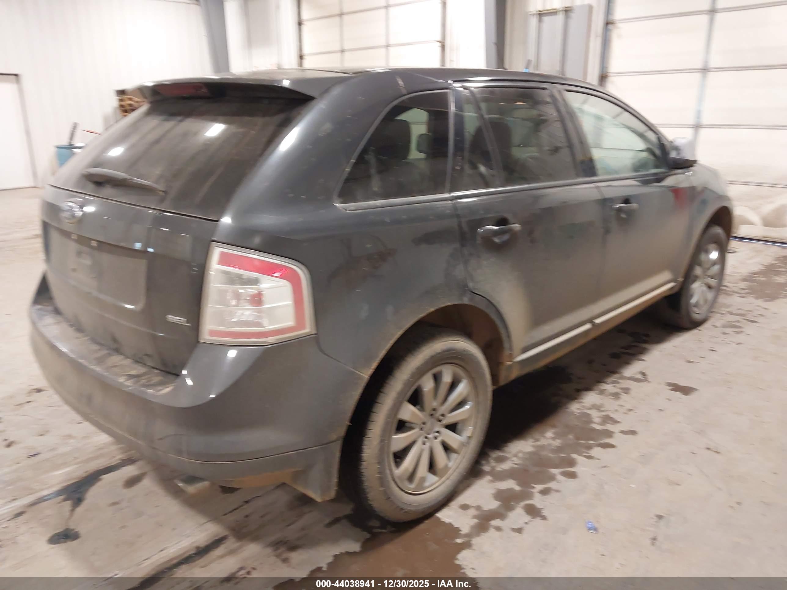 FORD EDGE image 4
