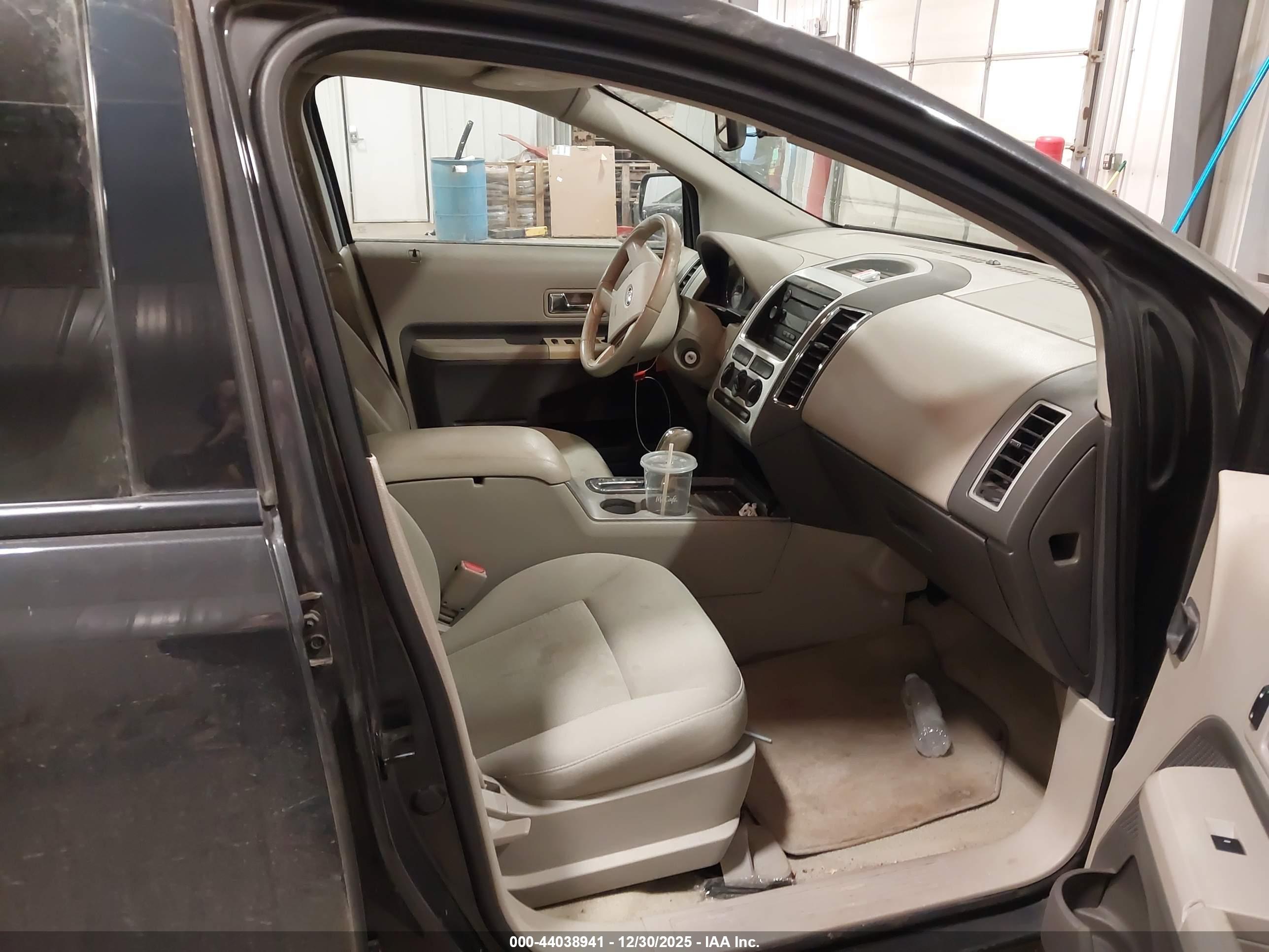 FORD EDGE image 5