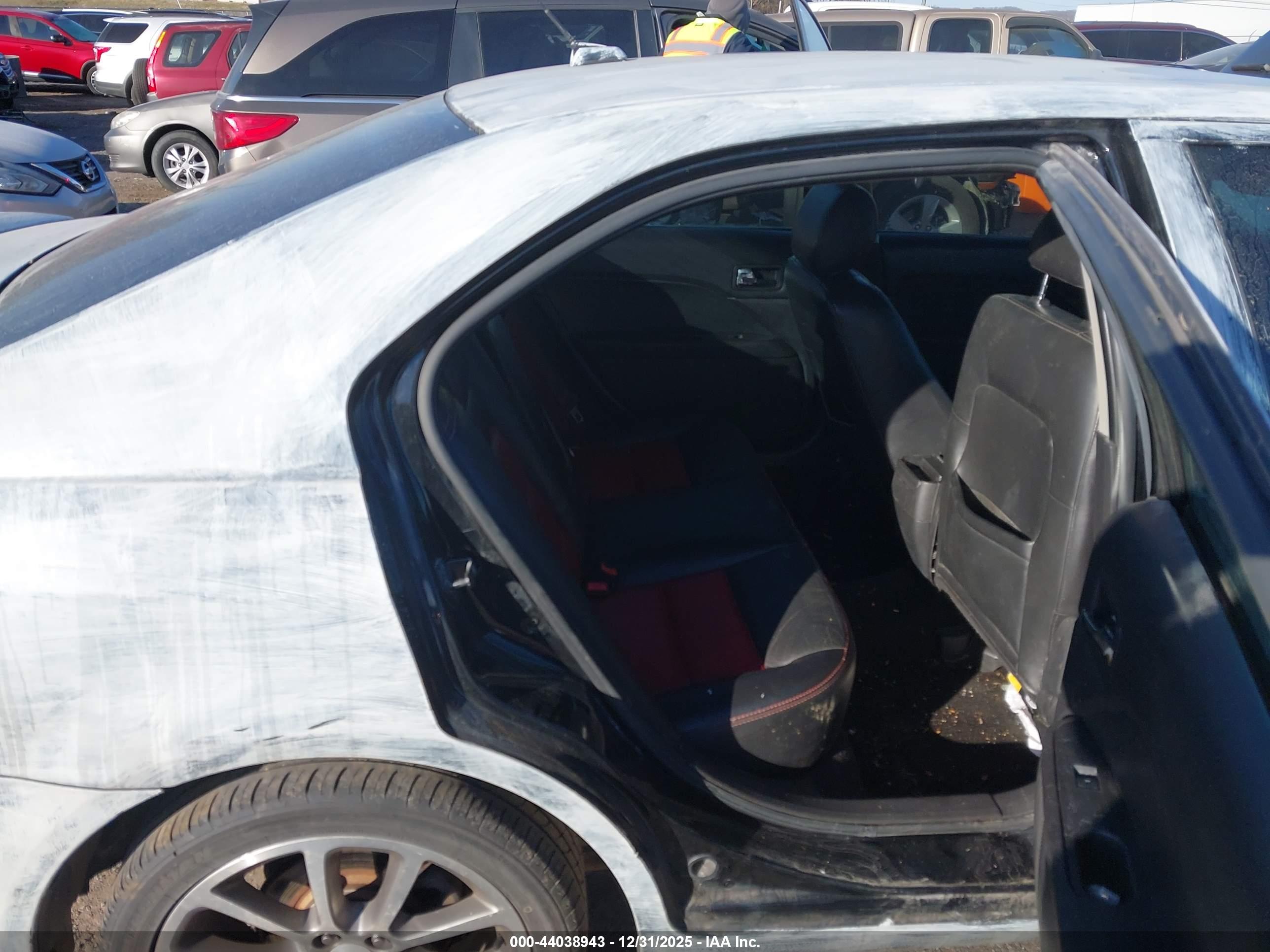 FORD FUSION image 8