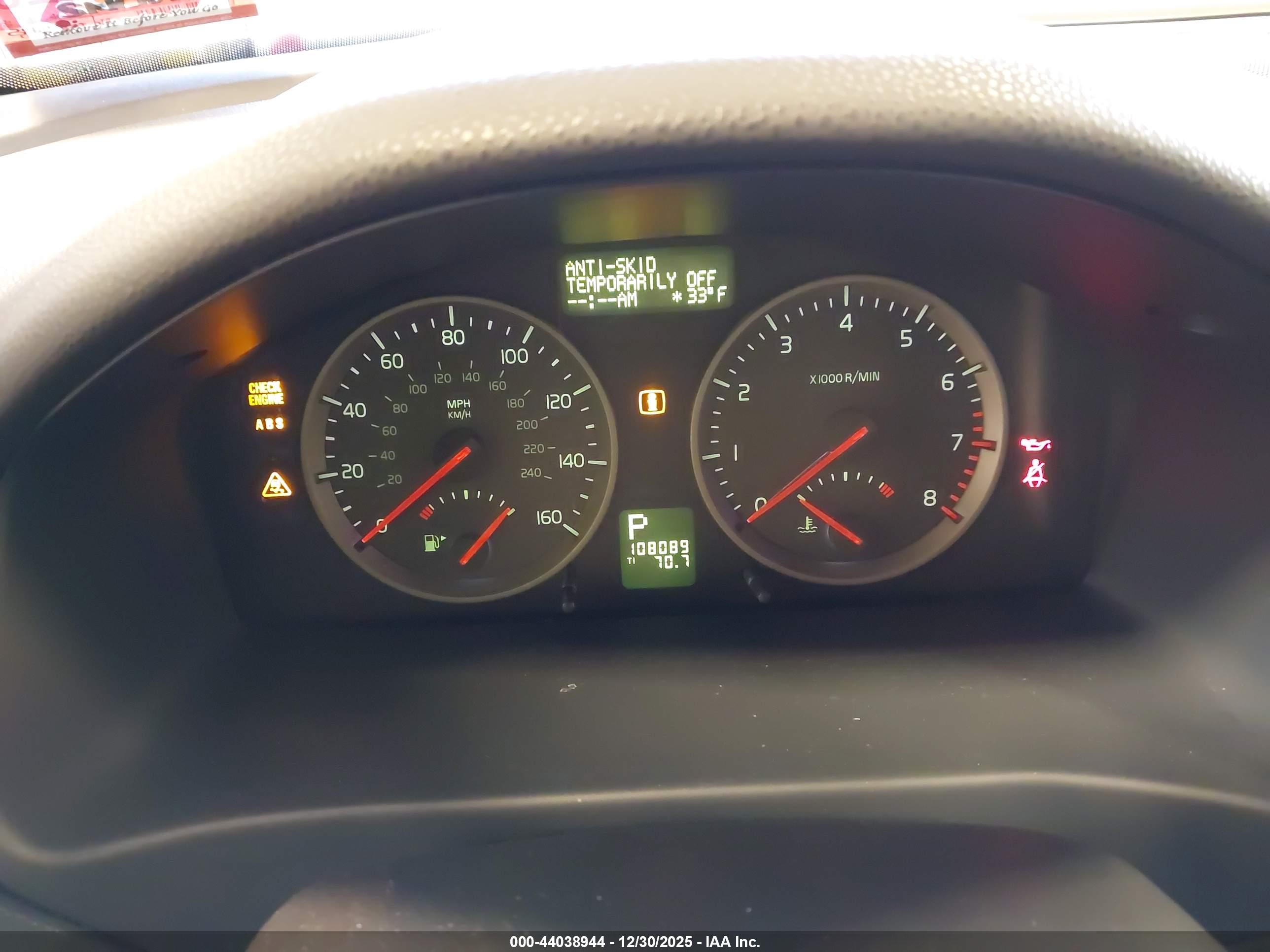 VOLVO S40 image 7