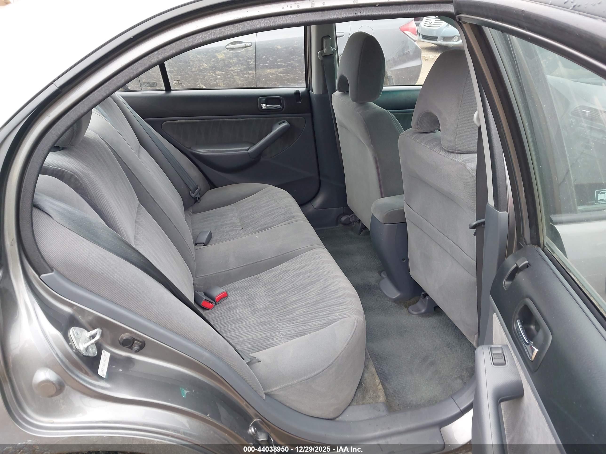 HONDA CIVIC image 8
