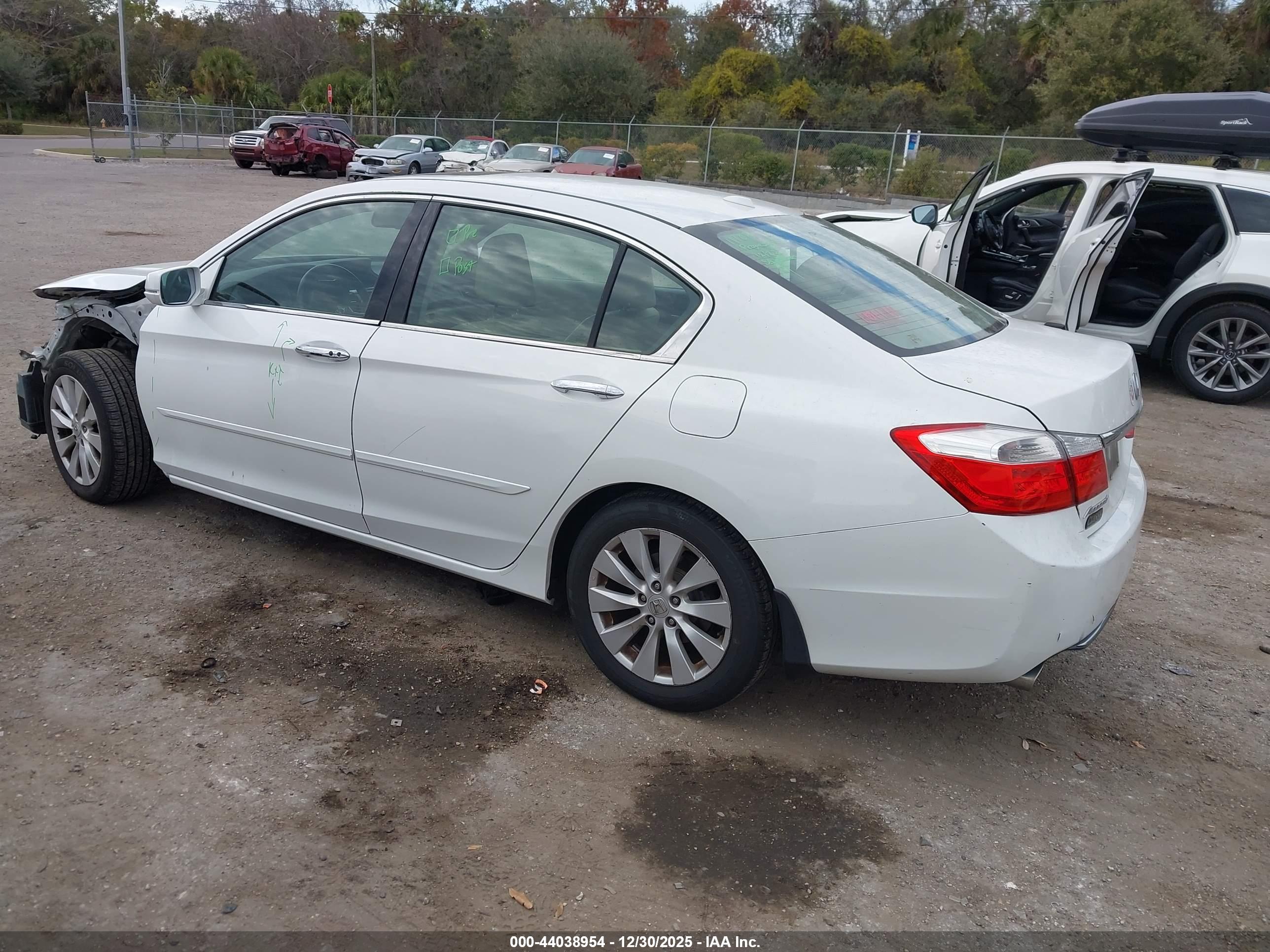 HONDA ACCORD image 3