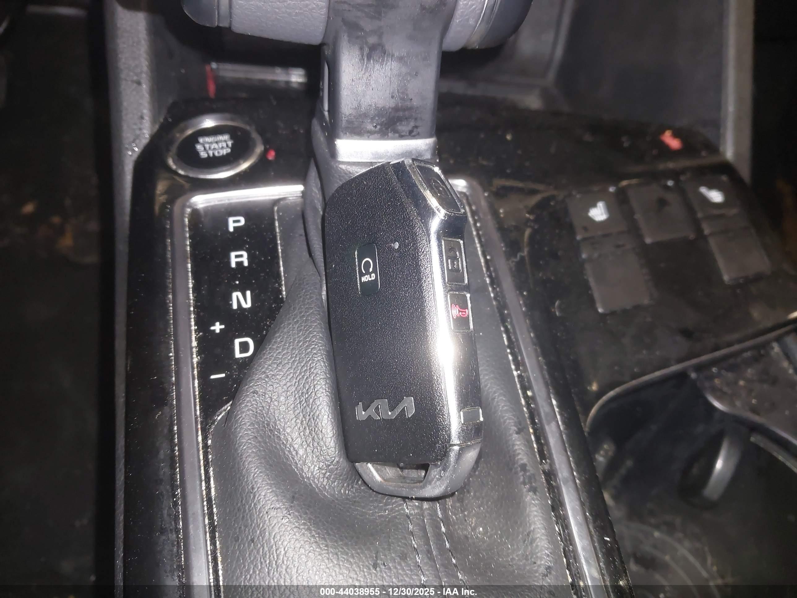 KIA SPORTAGE image 11