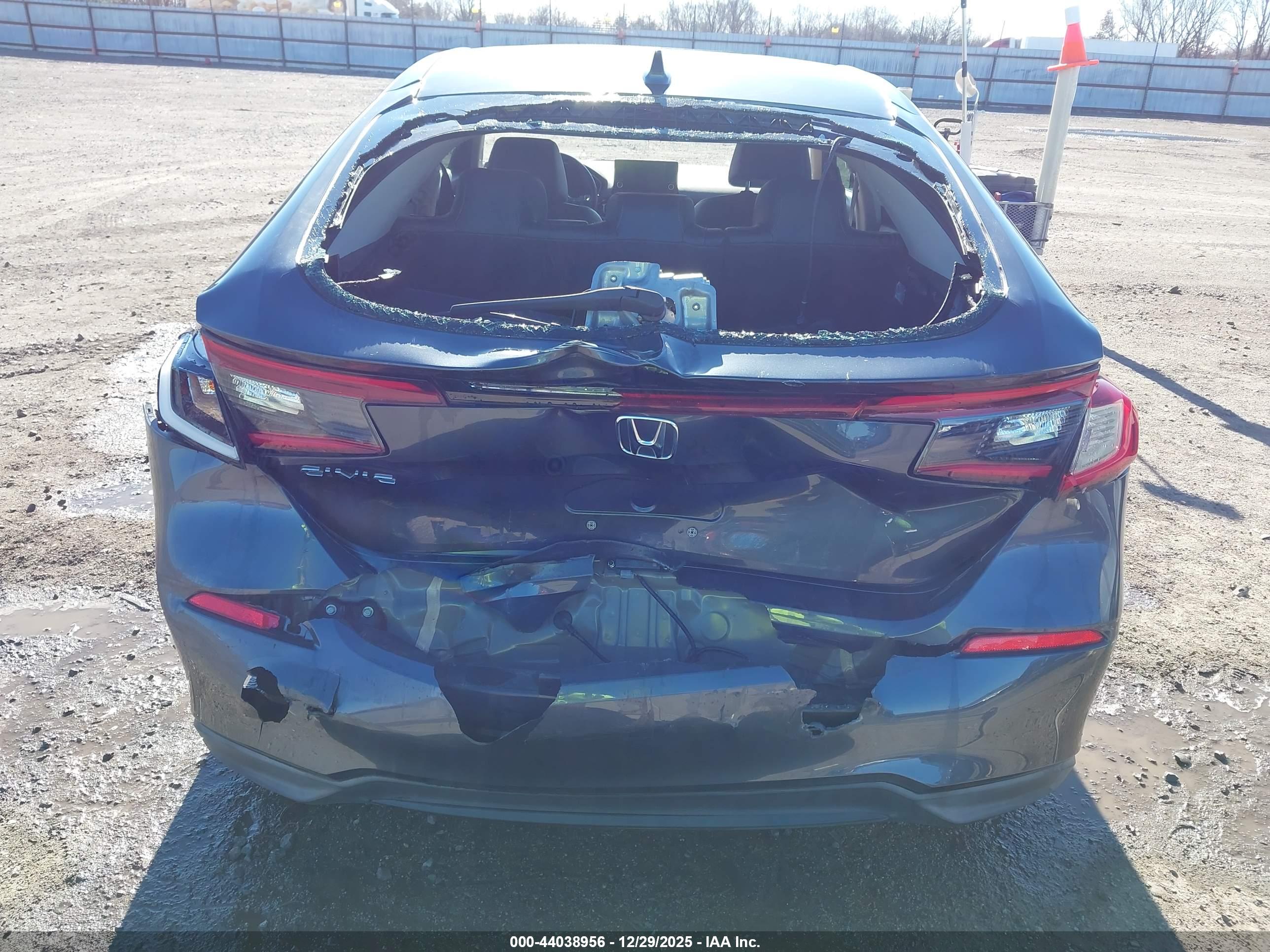 HONDA CIVIC image 6