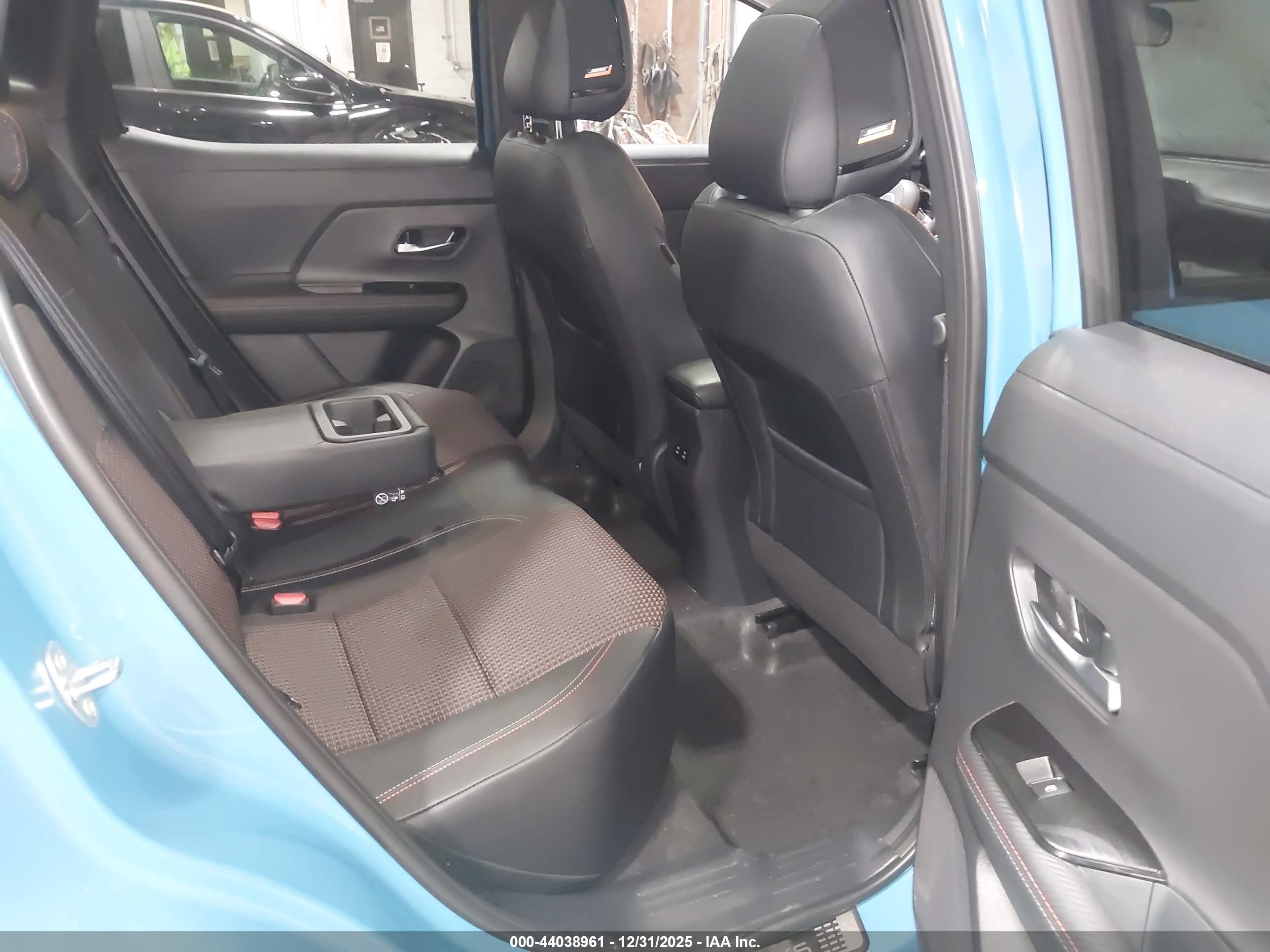 NISSAN KICKS image 8