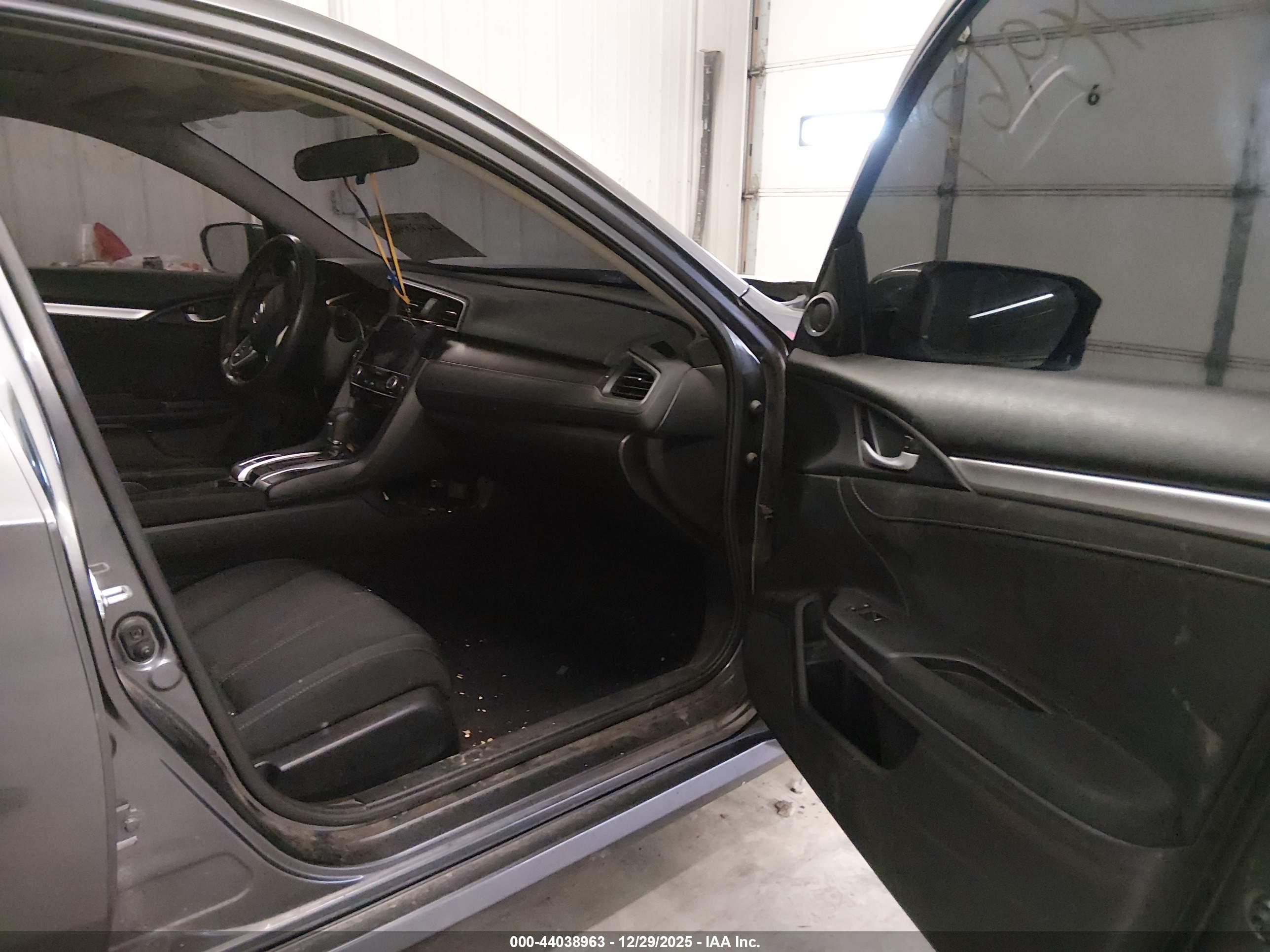 HONDA CIVIC image 5