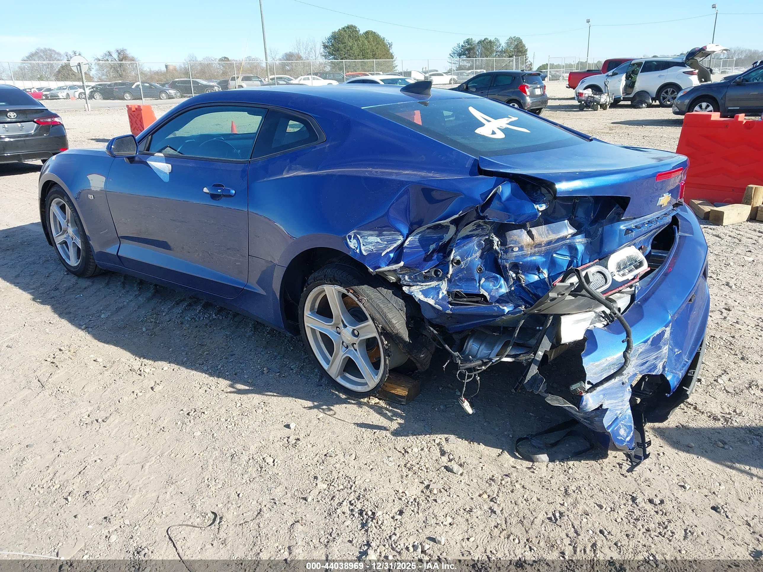 CHEVROLET CAMARO image 3