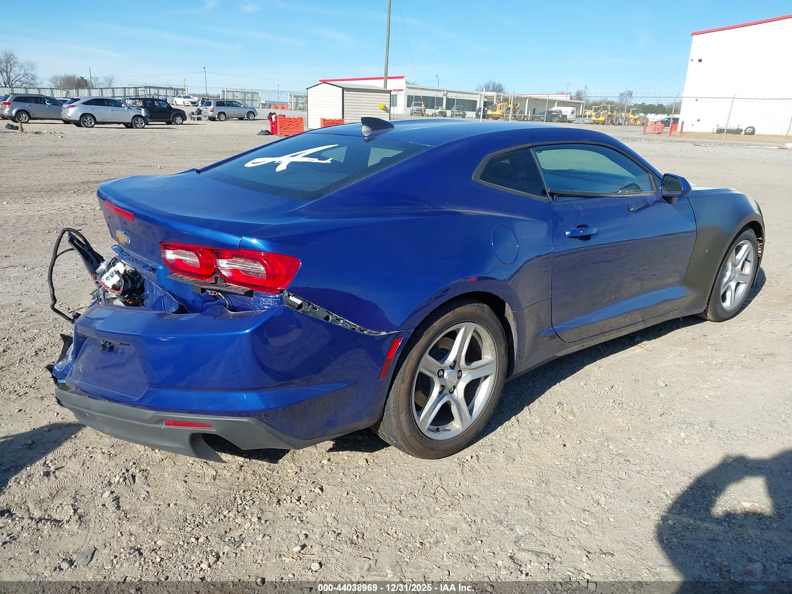 CHEVROLET CAMARO image 4
