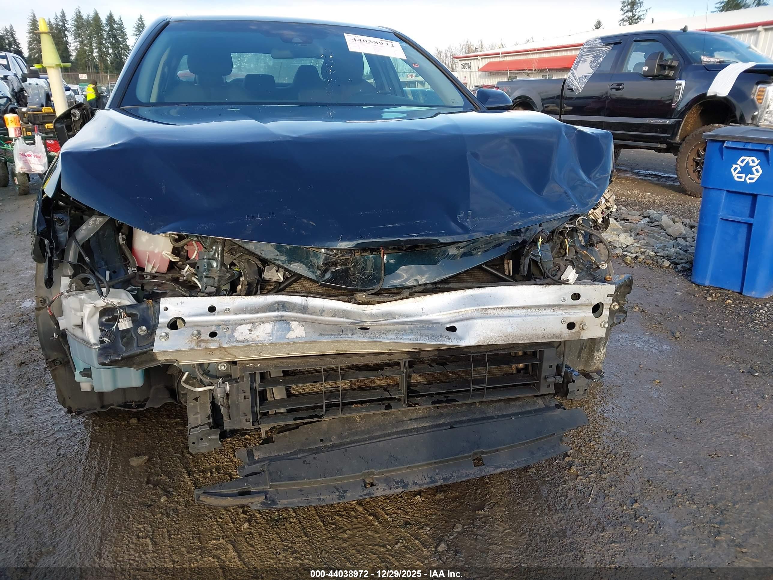 TOYOTA CAMRY image 6
