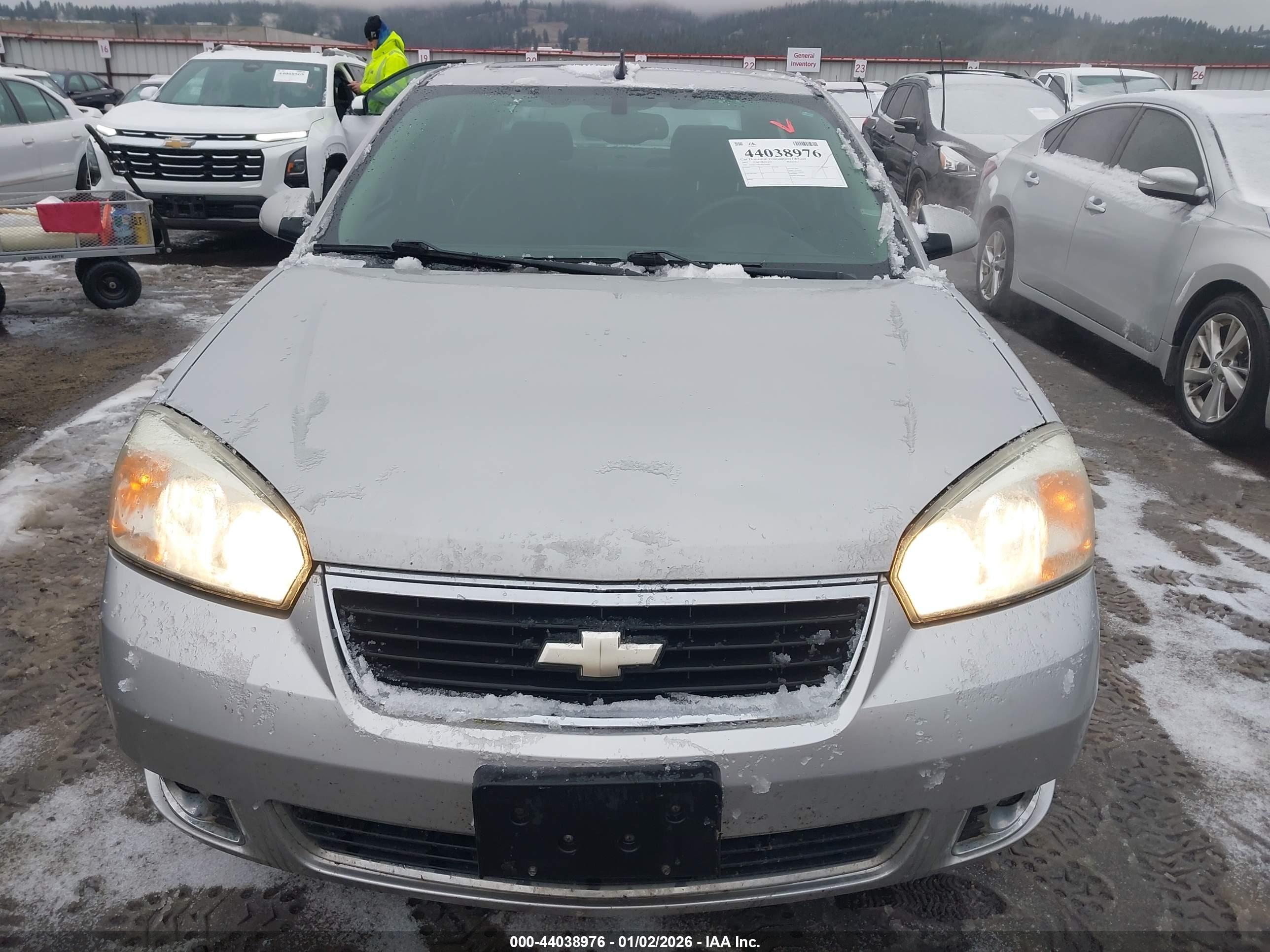 CHEVROLET MALIBU image 6