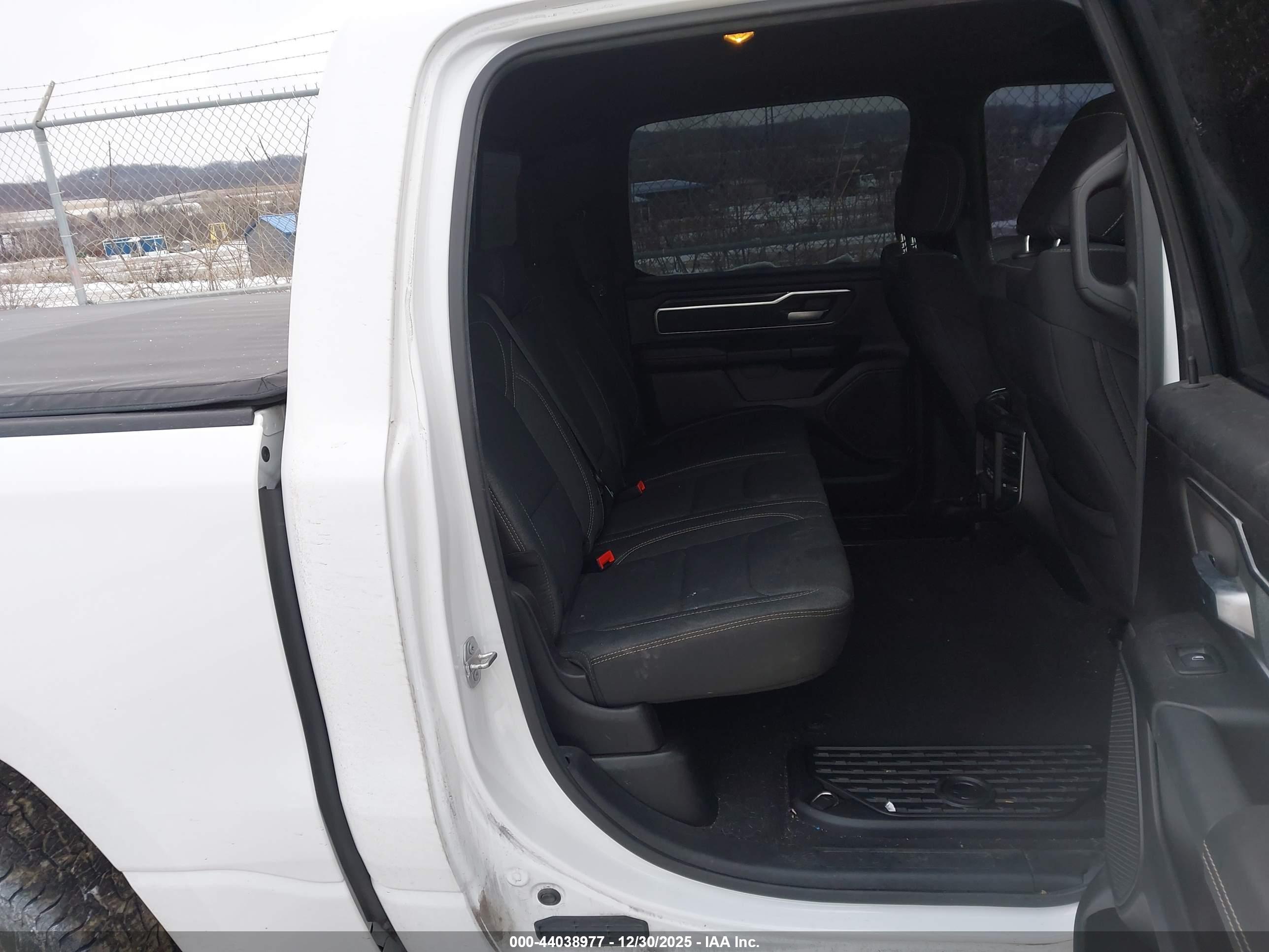 RAM 1500 image 8