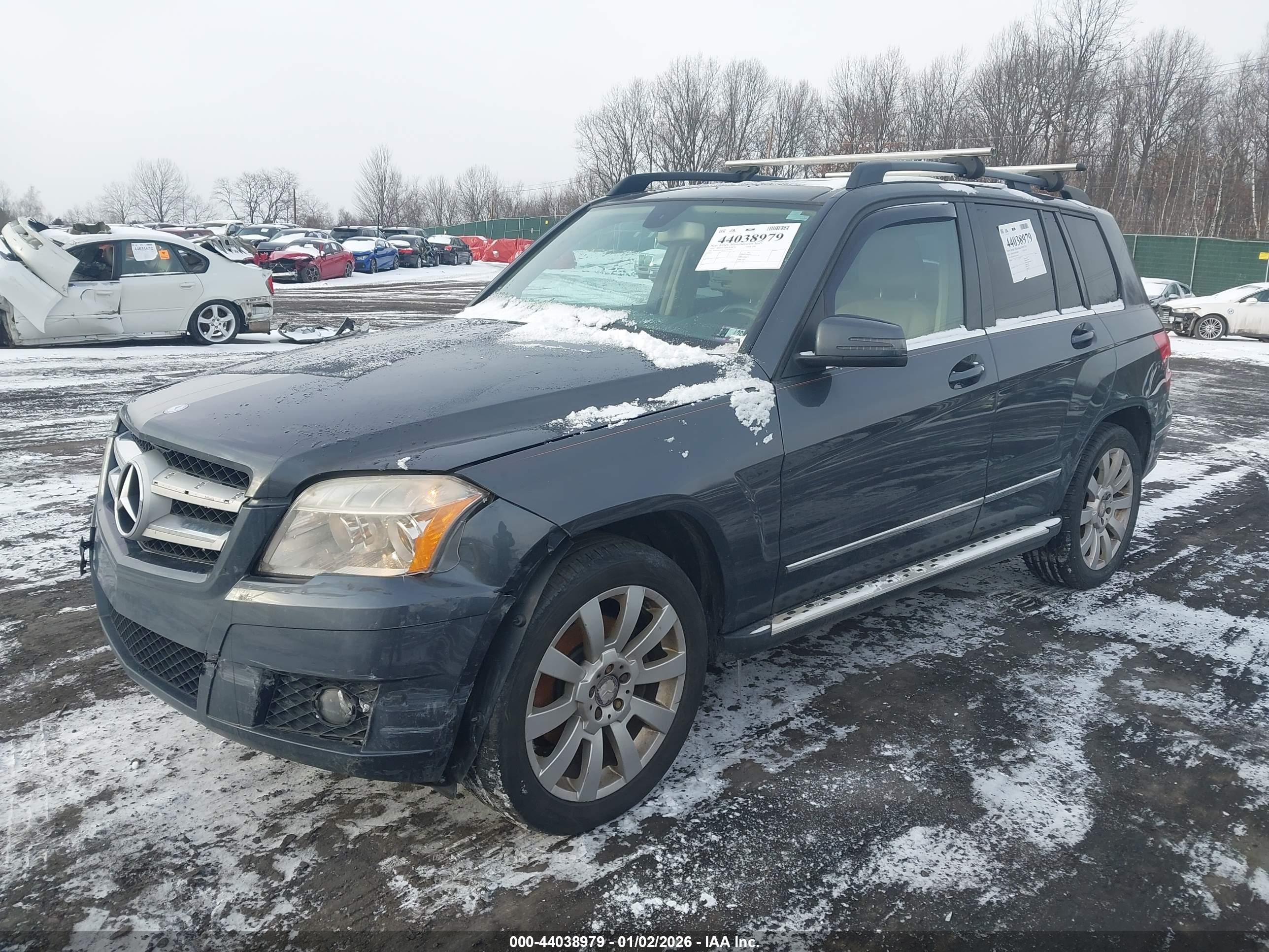 MERCEDES-BENZ GLK image 2