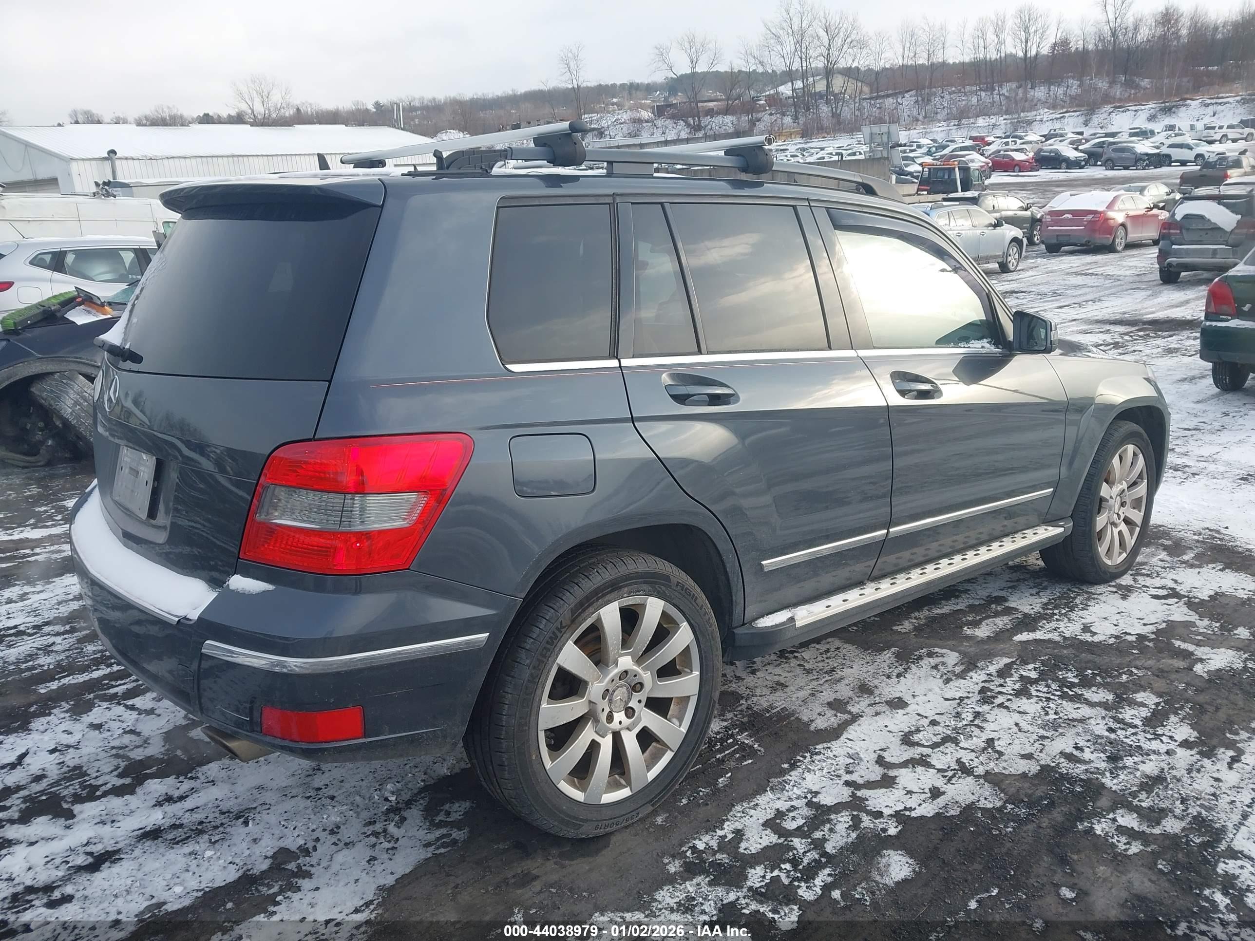 MERCEDES-BENZ GLK image 4