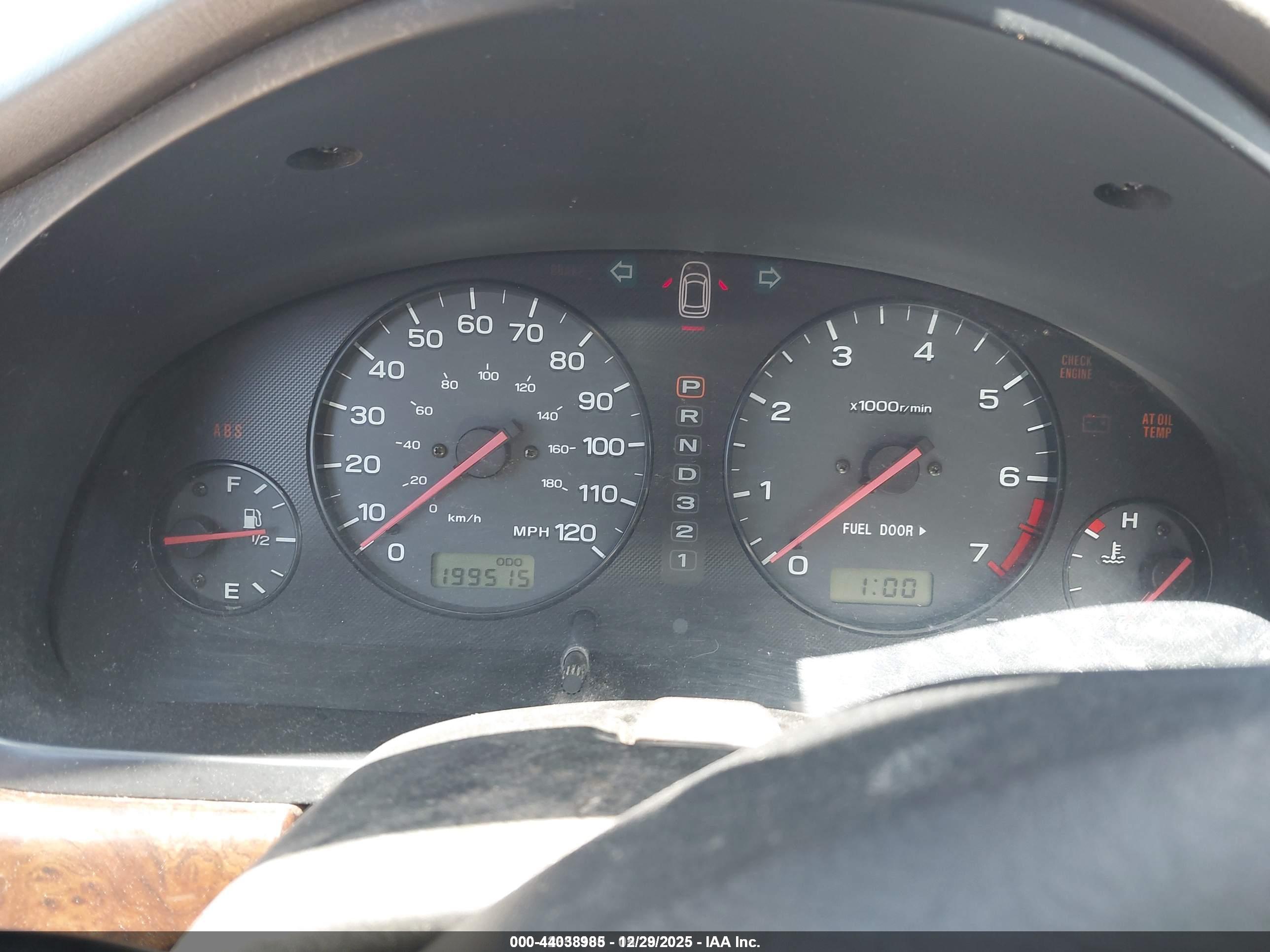 SUBARU OUTBACK image 7